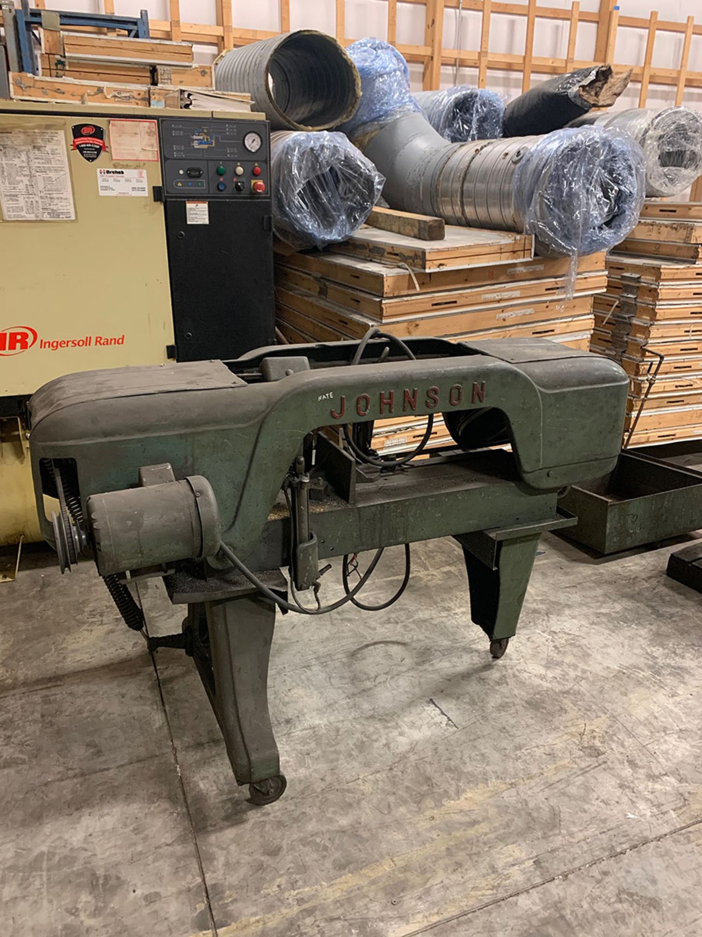 JOHNSON HORIZONTAL DROP BANDSAW ***LOCATED AT 4570 PROGRESS DRIVE, COLUMBUS IN 47203***