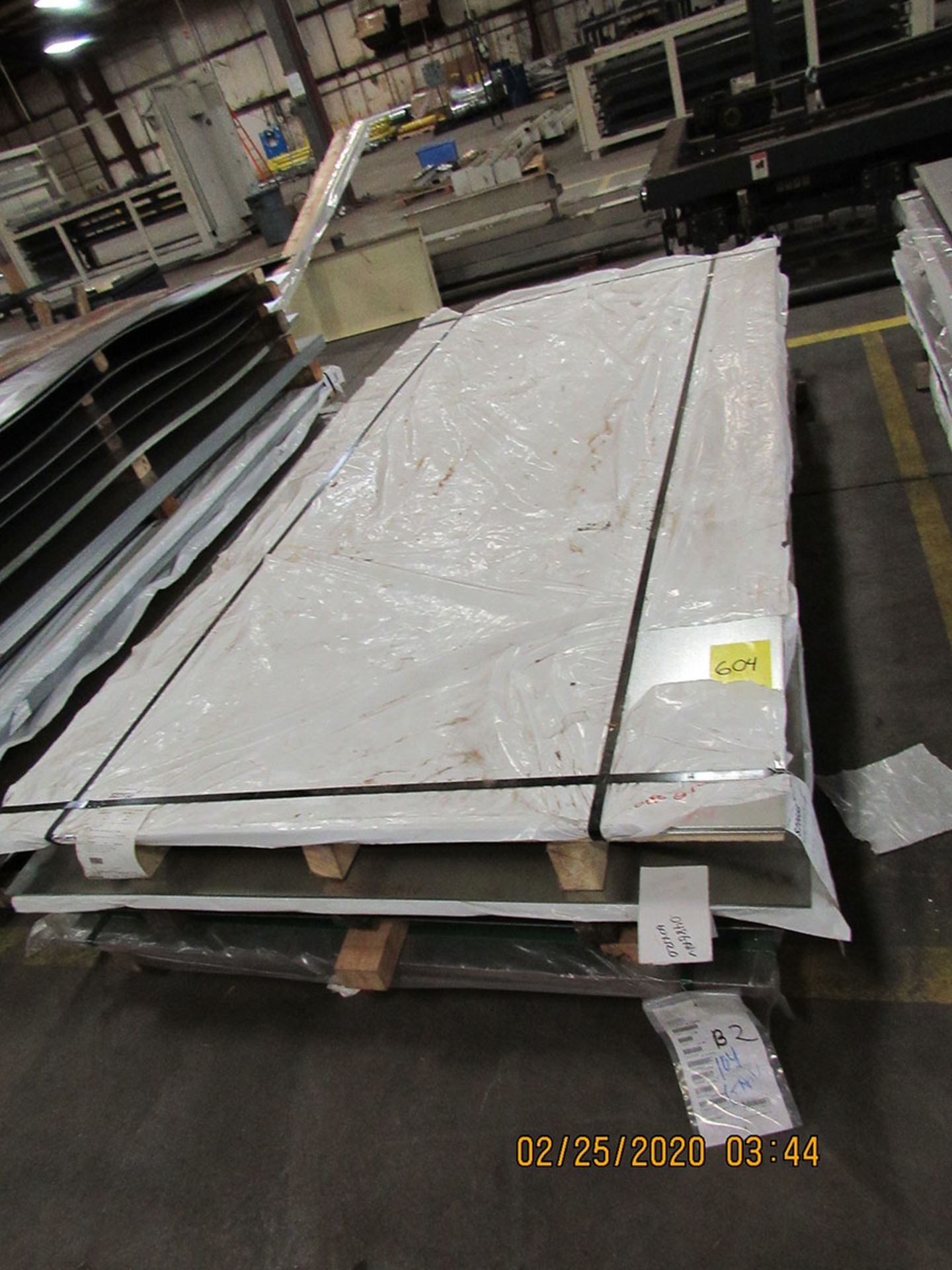 (14 PIECES) .048'' X 60'' X 120'' GR90 GALVANIZED (4 PIECES) .104'' X 60'' X 120'' GR90 GALVANIZED