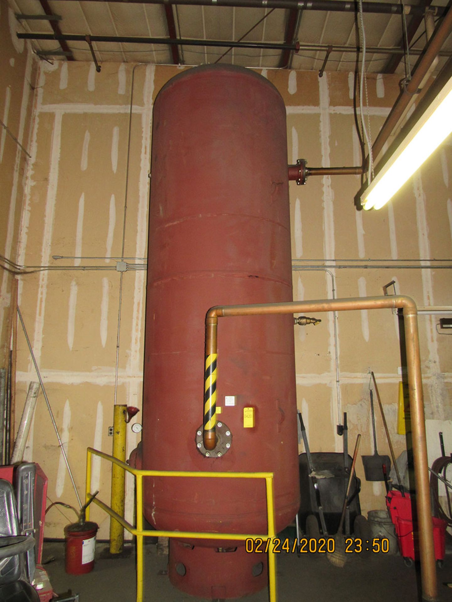 APPROX. 2,200 GALLON AIR DISTRIBUTION TANK; SILVAN INDUSTRIES, 150-MAX PSI (2005)