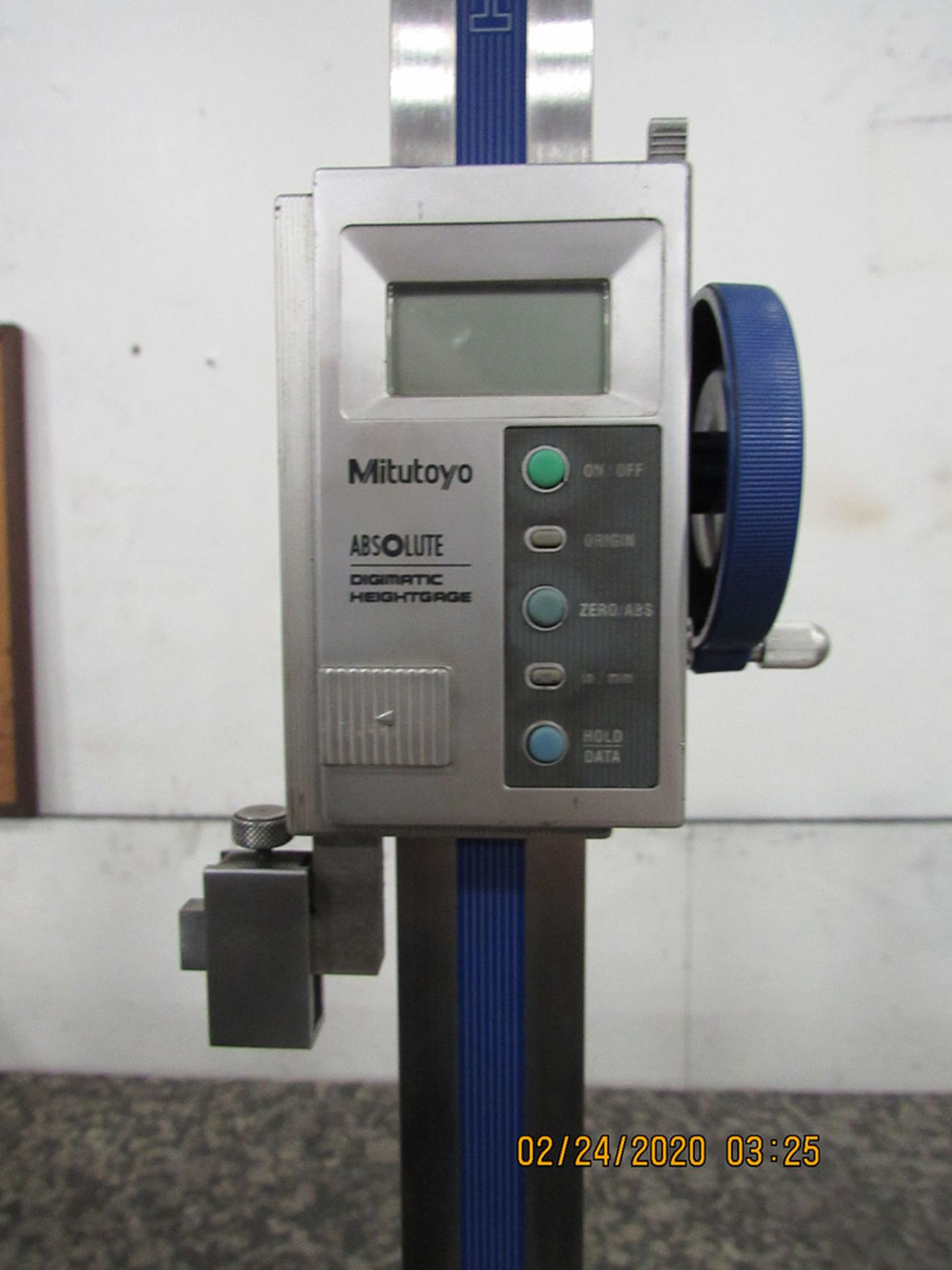 MITUTOYO HDS 19 1/2'' DIGITAL READ OUT HEIGHT GAUGE - Image 2 of 2