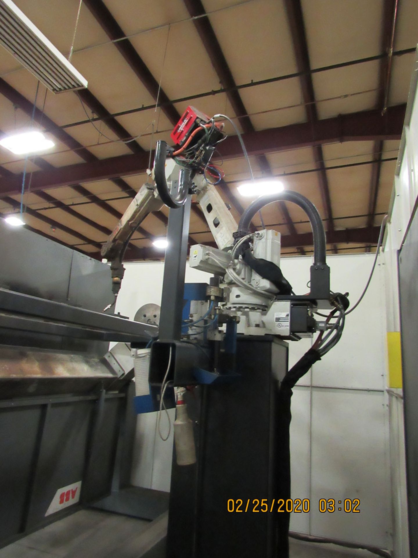 WOLF ROBOTIC 2-STATION ROBOTIC WELDING CELL; ABB MODEL IRB26001D8, 6-AXIS ROBOT, S/N 2600-800374 - Image 7 of 11