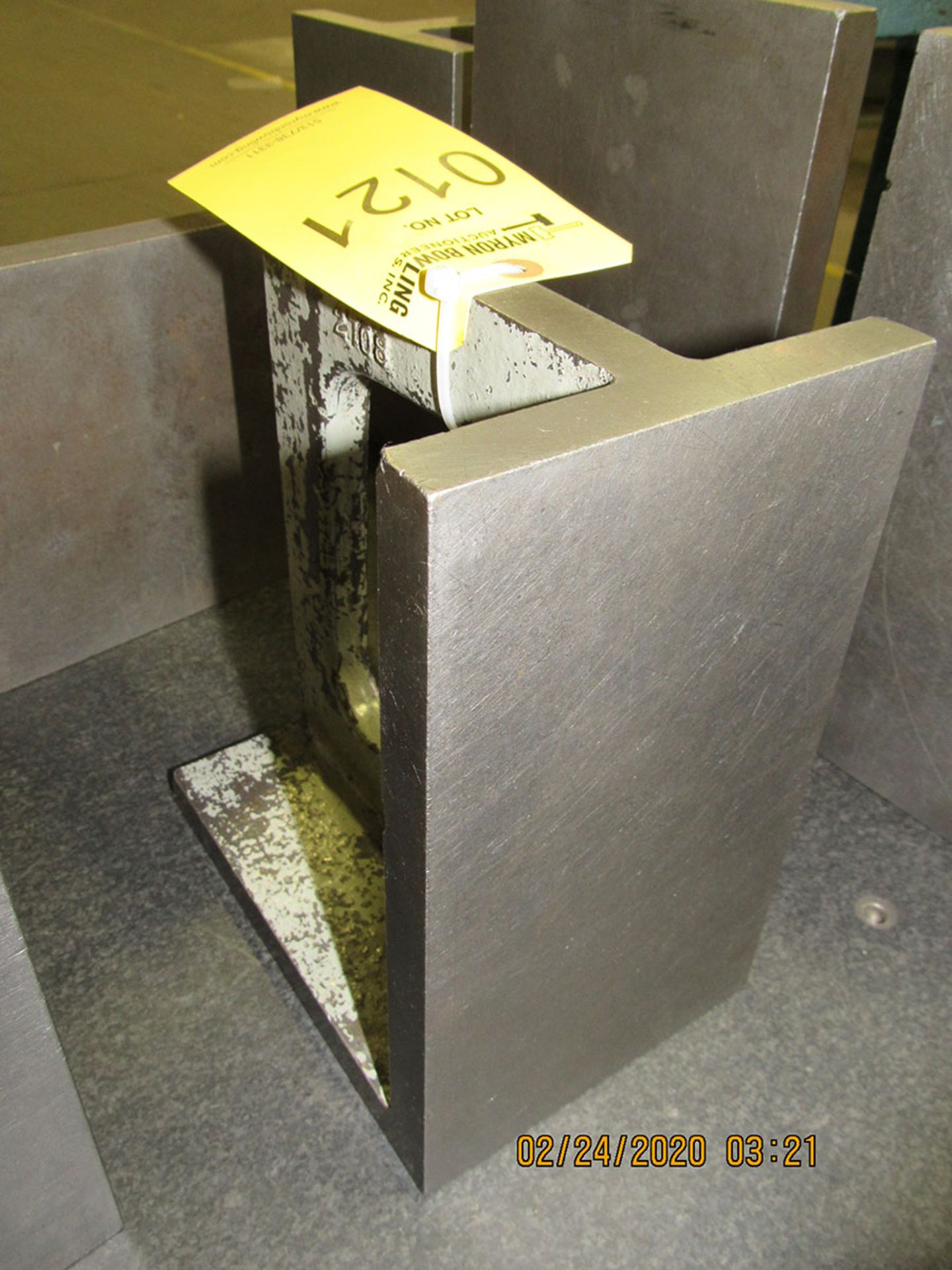 8'' X 10'' X 6'' ANGLE BLOCK - Image 2 of 2