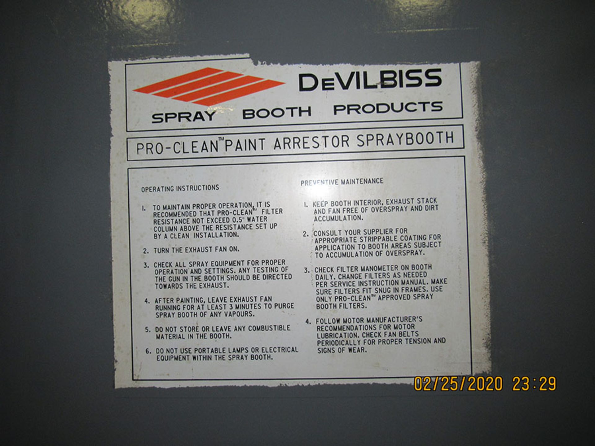 DEVILBISS PRO CLEAN PAINT ARRESTOR SPRAY BOOTH; 8' W X 9' D WITH FILTER & EXHAUST SYSTEM BEHIND - Image 3 of 5