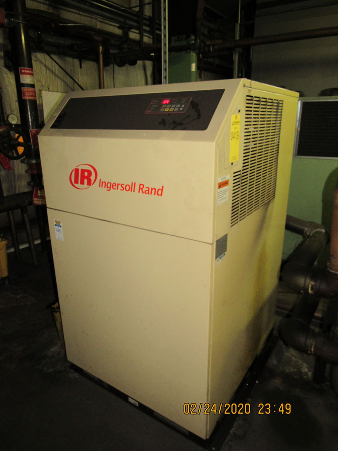 INGERSOLL RAND COMPRESSED AIR DRYER; MODEL NVC700 A40NM S/B S57218