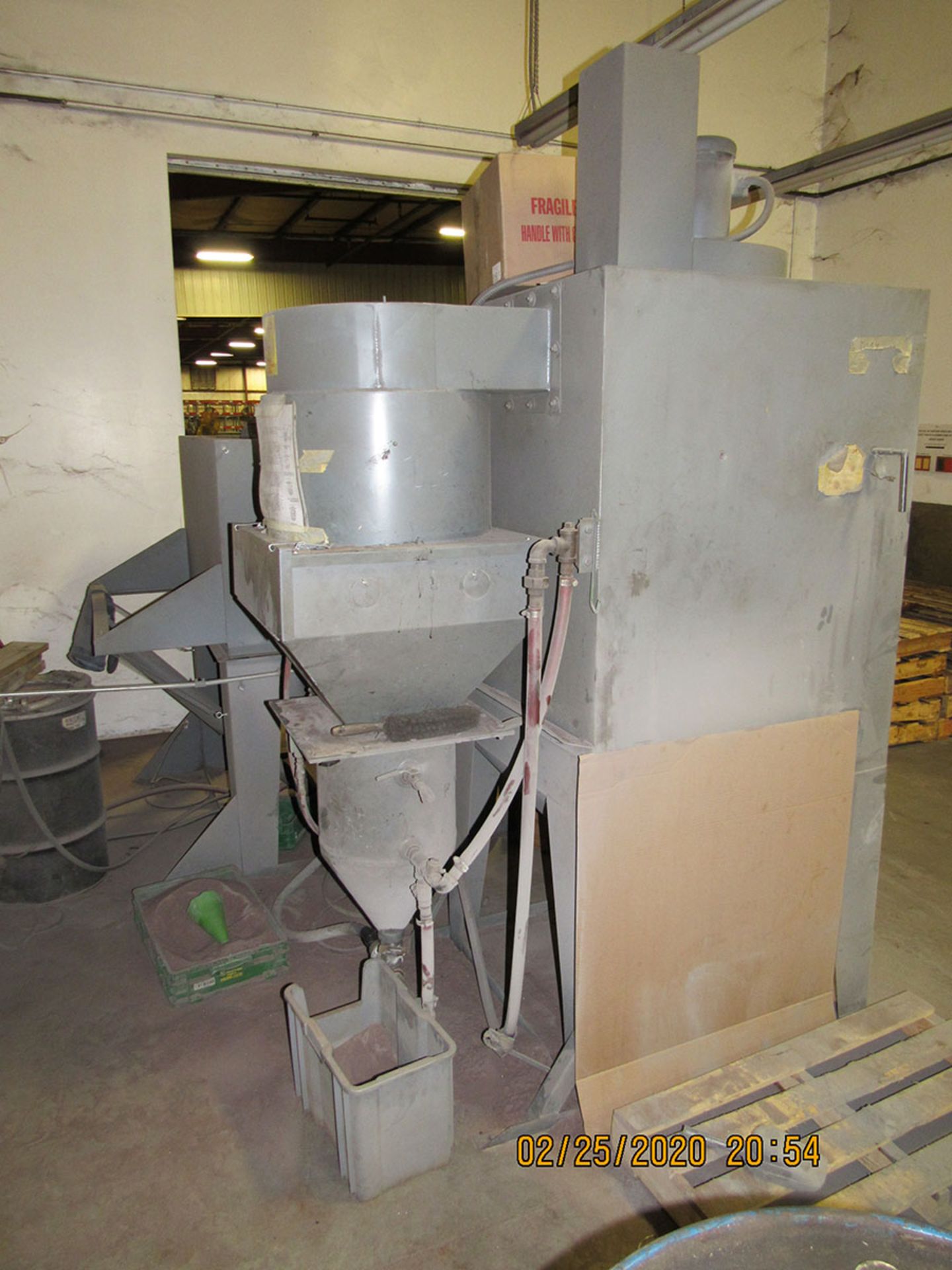 48'' X 48'' X 30'' SANDBLASTER & RECLAIM UNIT - Image 6 of 6