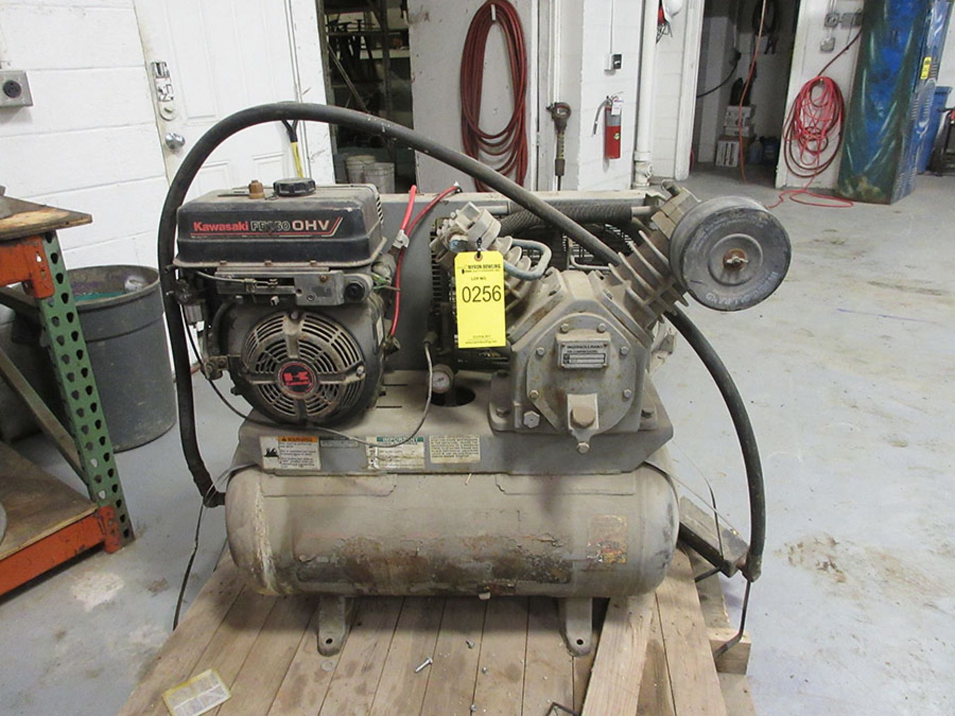 30-GALLON TANK MOUNTED AIR COMPRESSOR; KAWASAKI ENGINE, S/N 847901