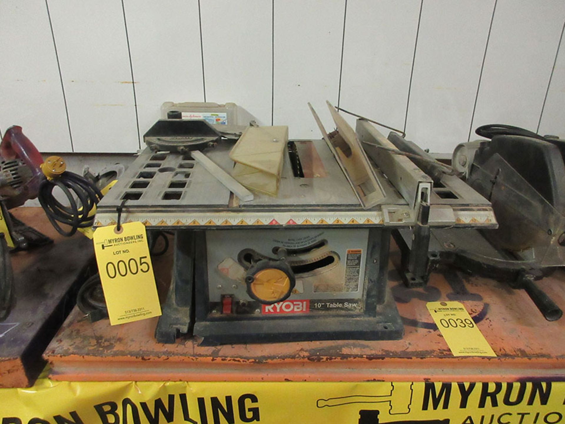 RYOBI 10'' TABLE SAW