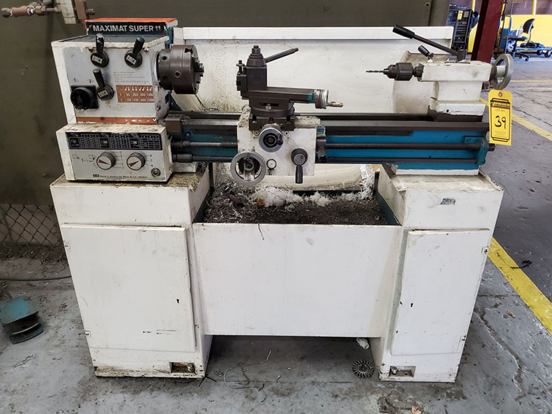 EMCO MAXIMAT SUPER 11 HORIZONTAL ENGINE LATHE, 55-2,200 RPM, 3' BED, 5 1/2’’ 3-JAW CHUCK, TOOL POST,