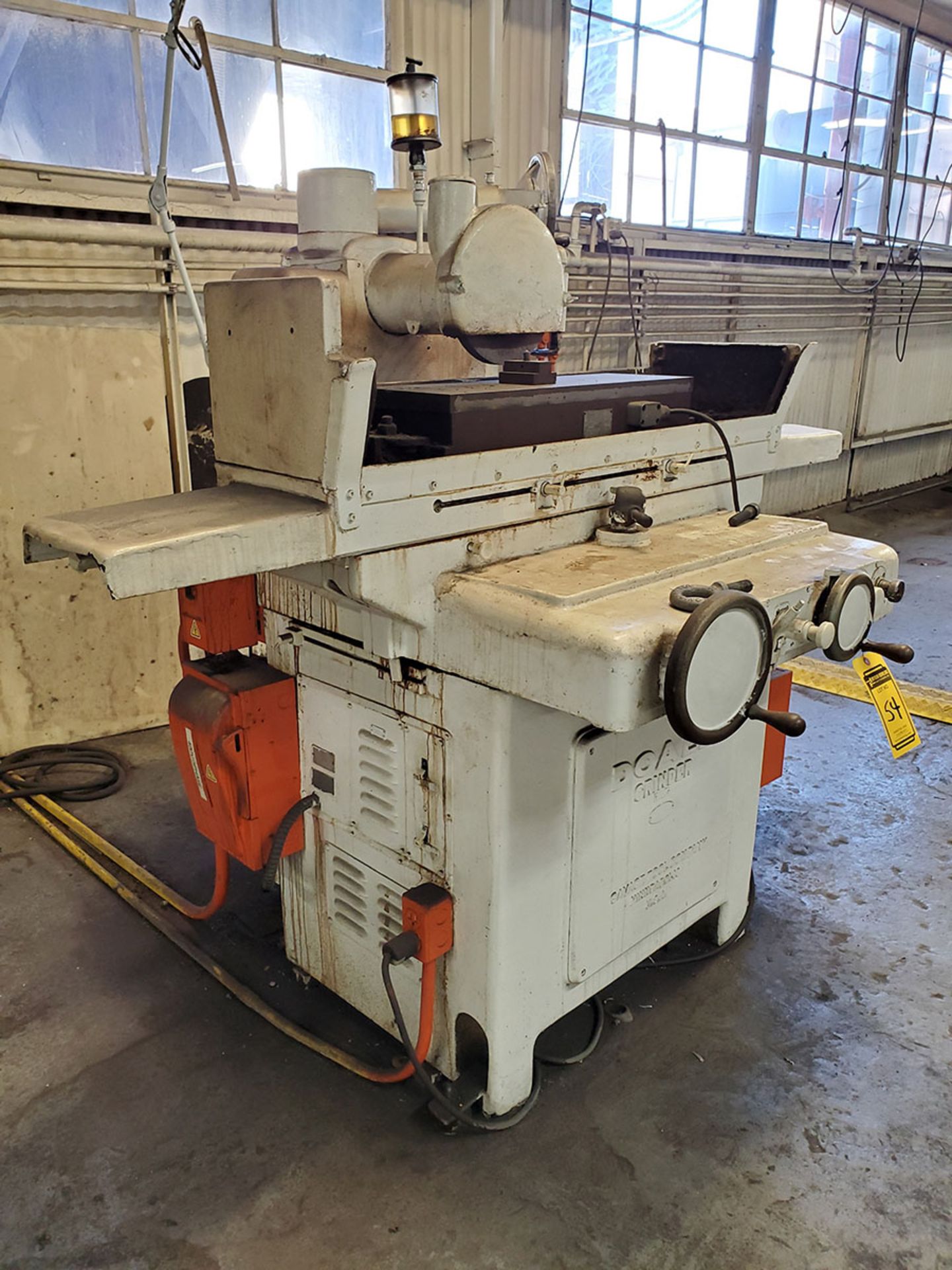 DO-ALL HAND FEED SURFACE GRINDER, S/N 3649, 42’’ X 12’’ ENVELOPE, MAGNO LOCK 24’’ X 8’’ PMC - Image 2 of 6