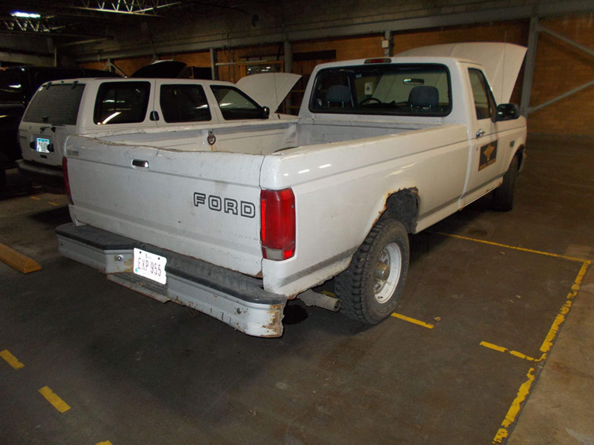 1995 FORD F150 XL STANDARD CAB 2-WHEEL DRIVE TRUCK; 199,824 MILES, VIN 1FTDF15Y45LB06506, 4.9 LITER, - Image 3 of 5