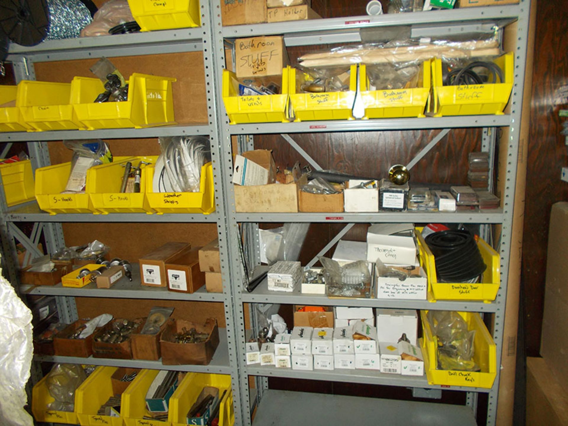 CONTENTS OF MAINTENANCE CRIB - Image 12 of 17