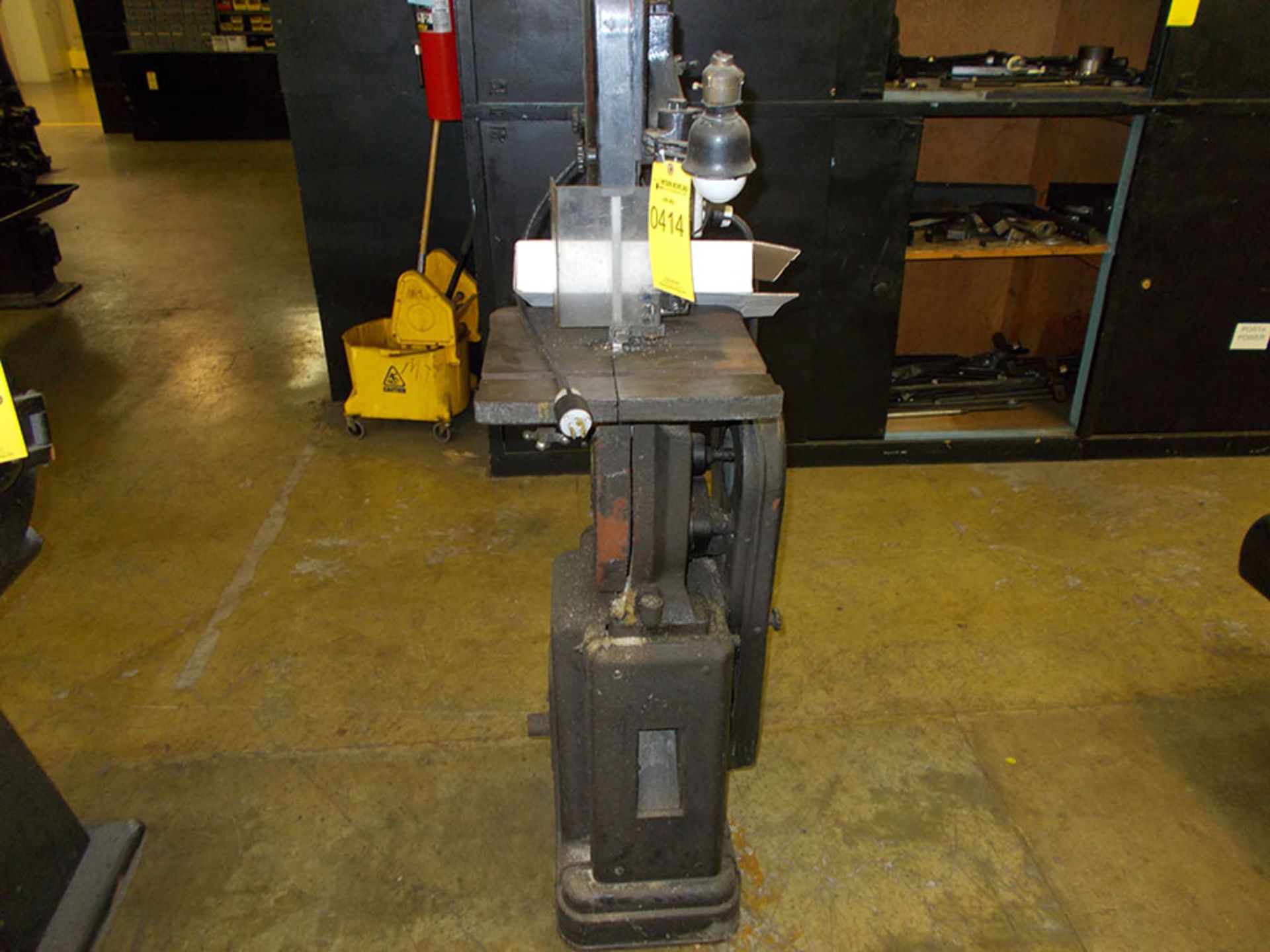 DELTA MILWAUKEE BANDSAW; 120V