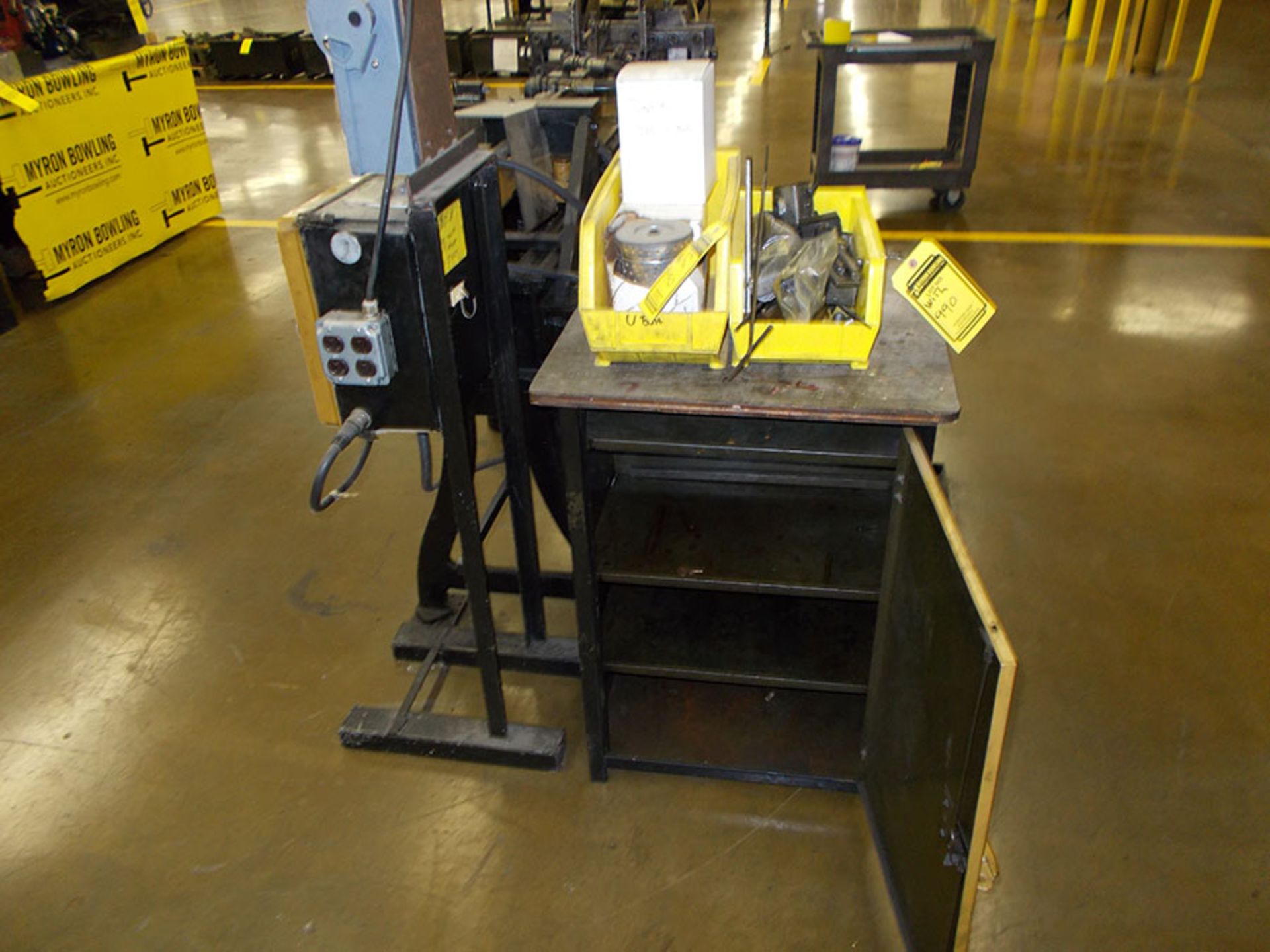 U-FORM MACHINE; 240V, 3-PHASE, WITH CABINET OF PARTS - Image 3 of 3