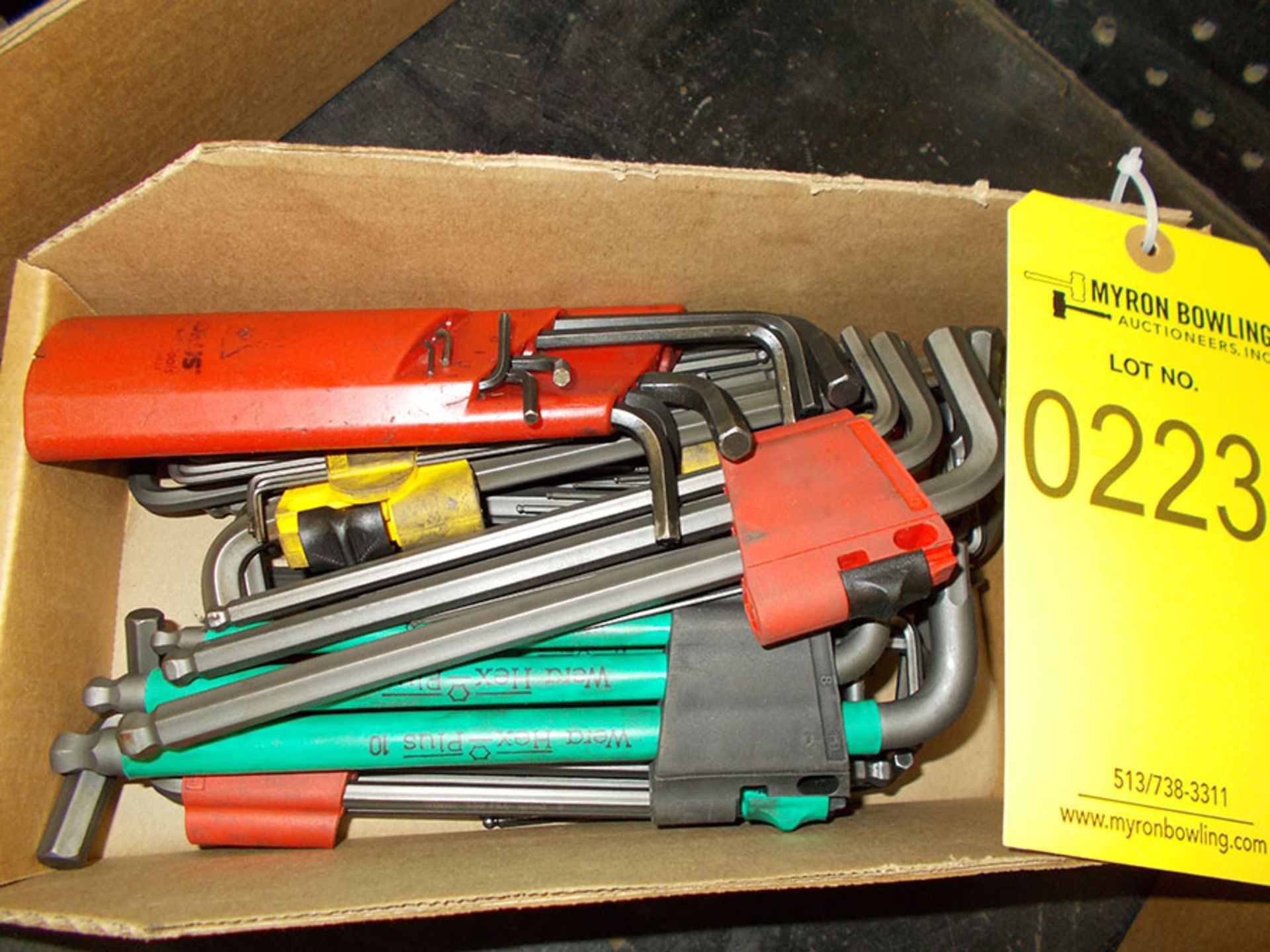 BOX OF HEX WRENCHES