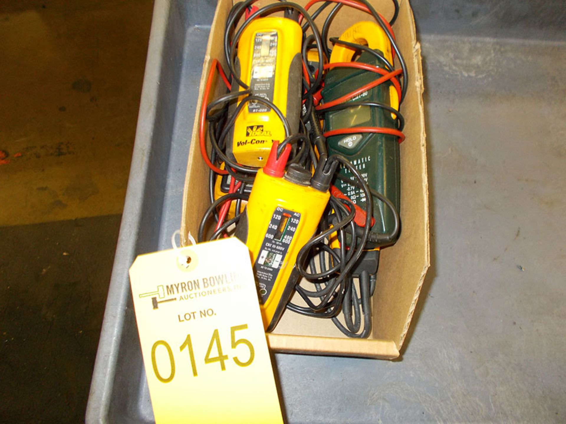 BOX OF VOLTAGE TESTERS