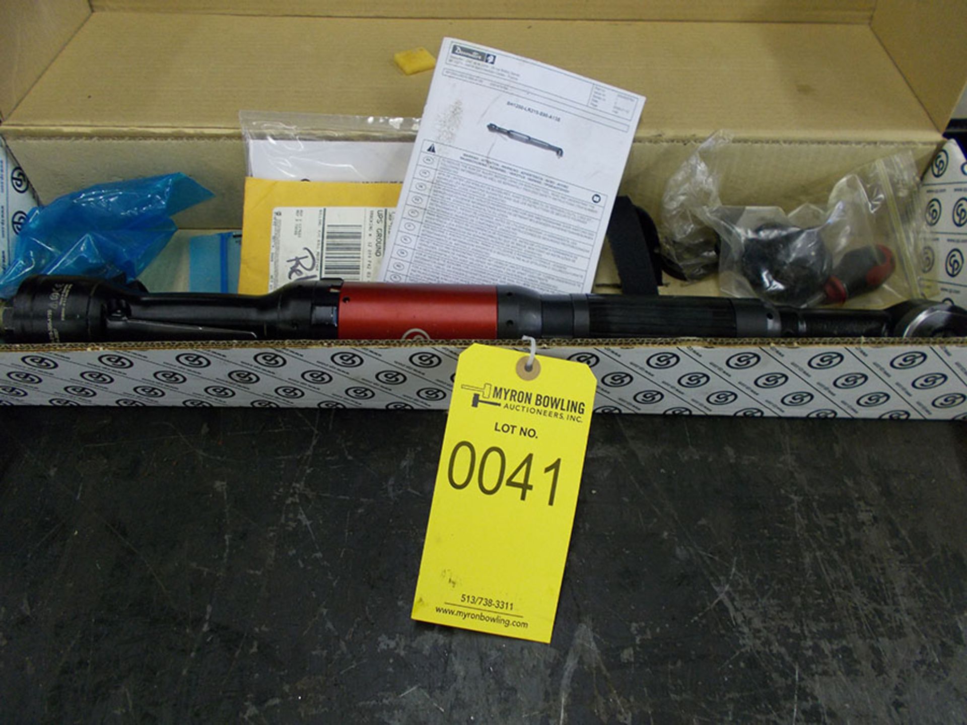 DESOUTTER 1/2'' DRIVE PNEUMATIC RATCHET; MODEL SH1200-LR215-S90-A135, S/N 10A3234-2007