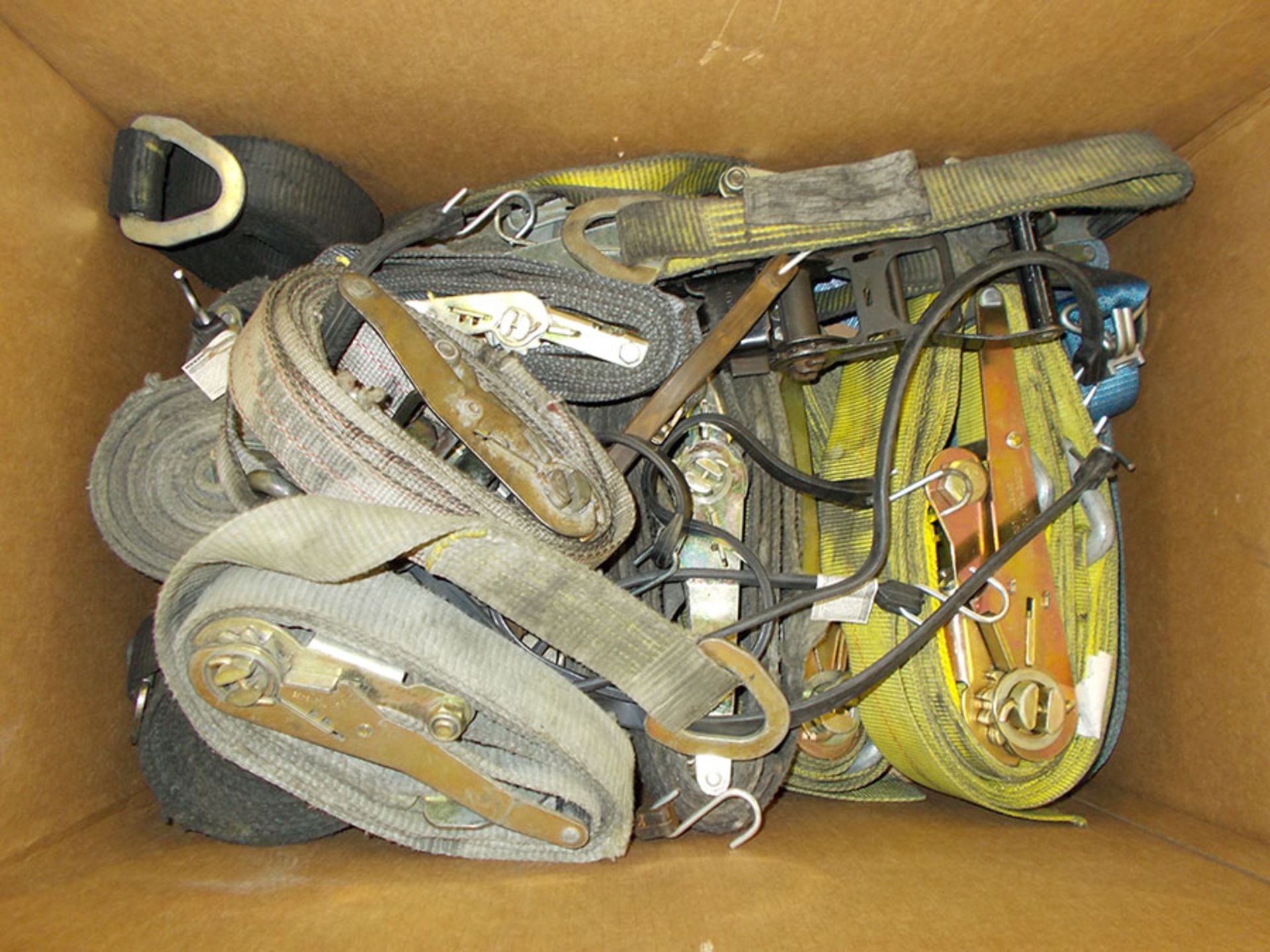 BOX OF TIE DOWN STRAPS