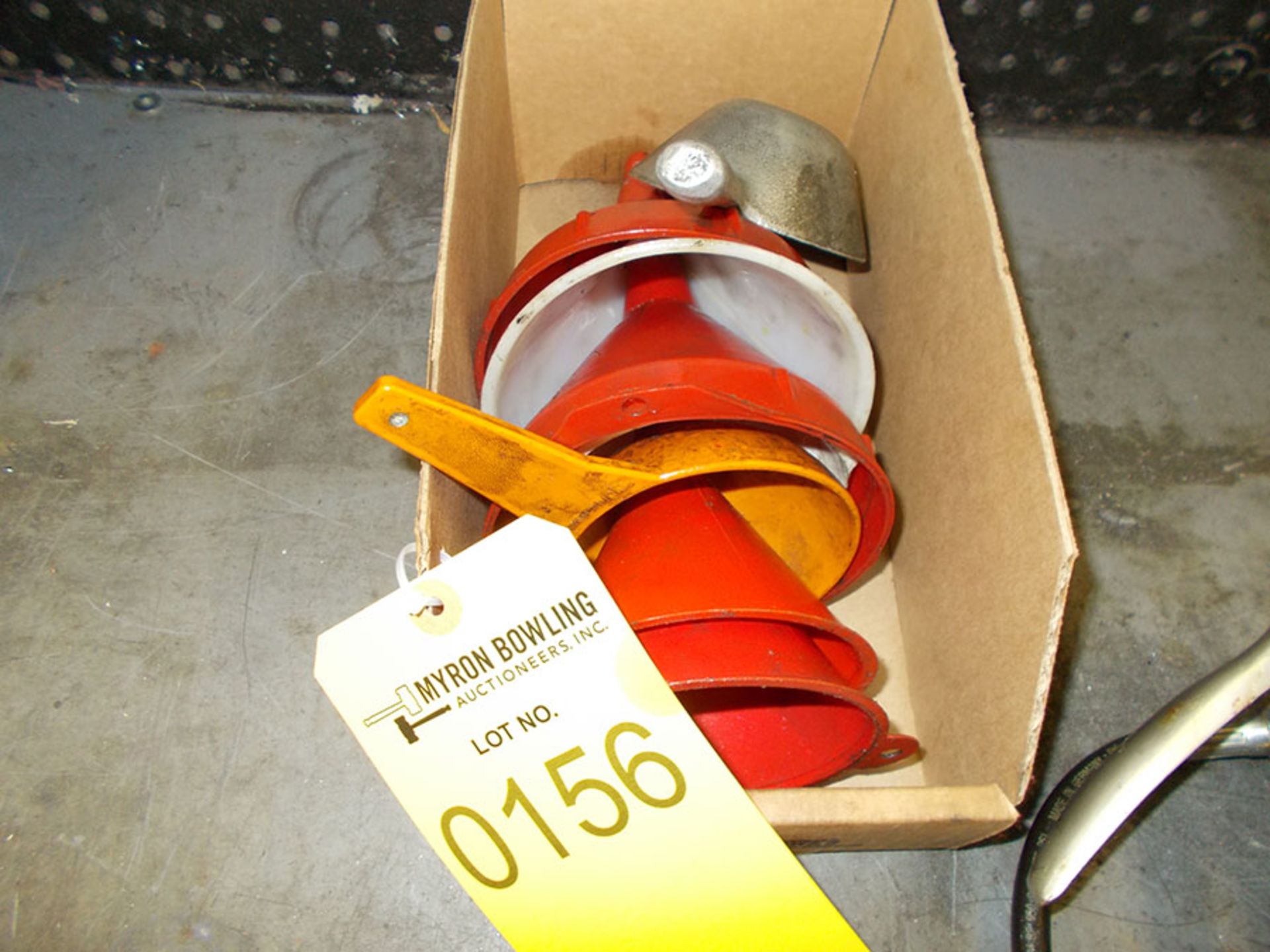 BOX OF FUNNELS