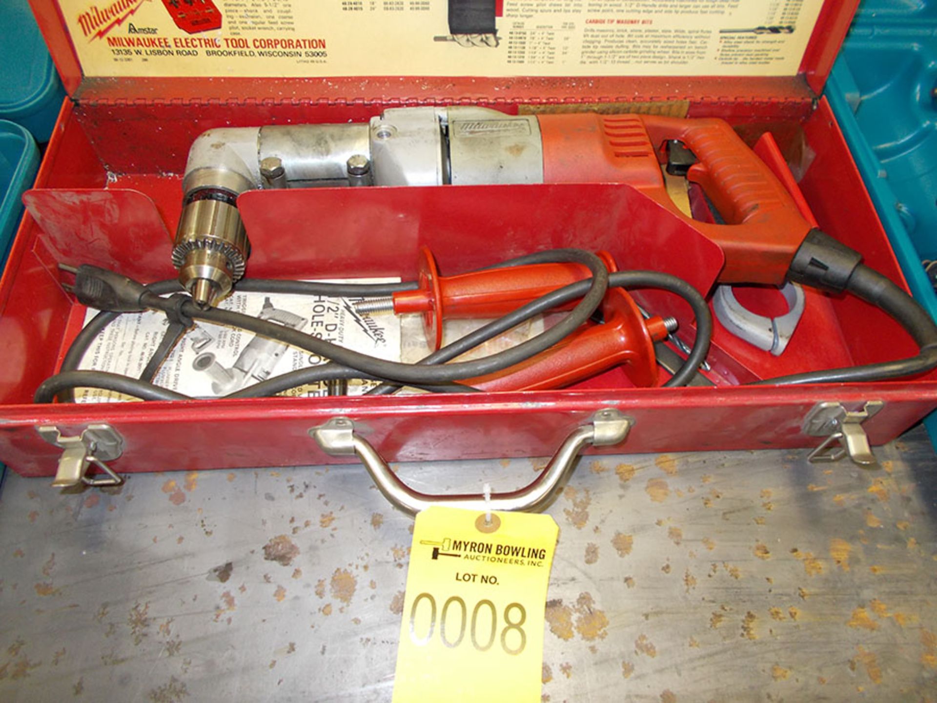 MILWAUKEE 1/2'' RIGHT ANGLE DRILL; 120V, CAT# 1107-1, S/N 629A394160306