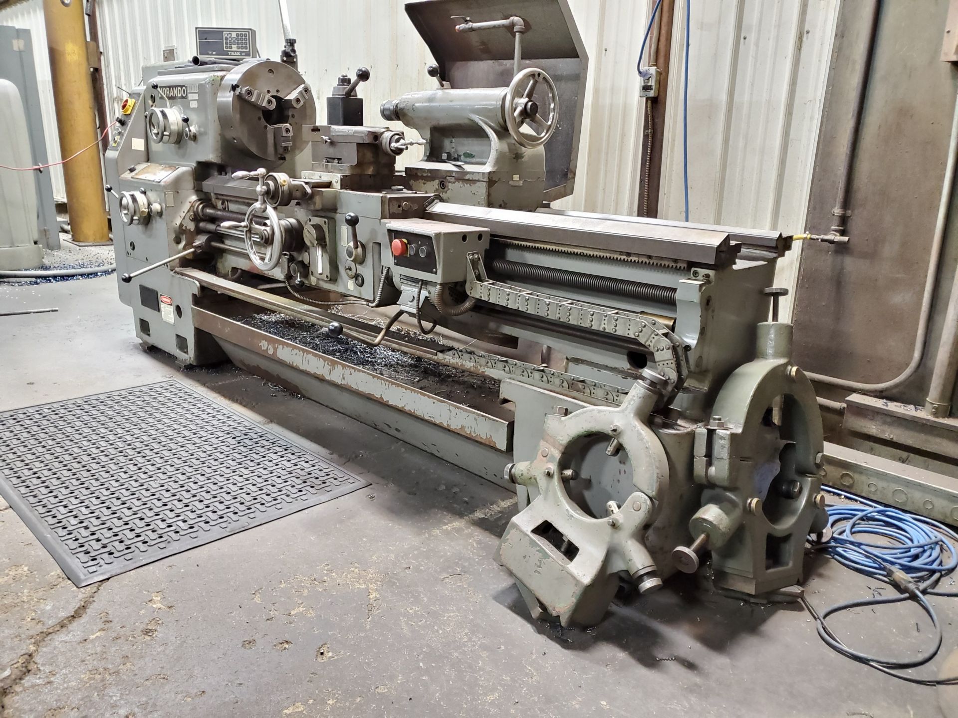 MORANDO PA-30 HORIZONTAL ENGINE LATHE