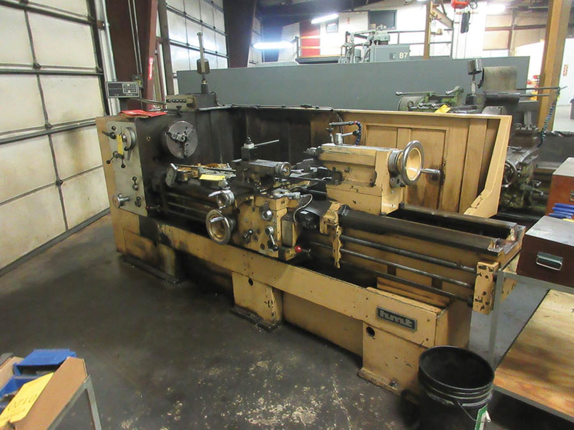 HMT ENGINE LATHE, 12'' 3-JAW CHUCK, TAILSTOCK, QUICK CHANGE TOOL POST, S/N 1520 - Image 2 of 5