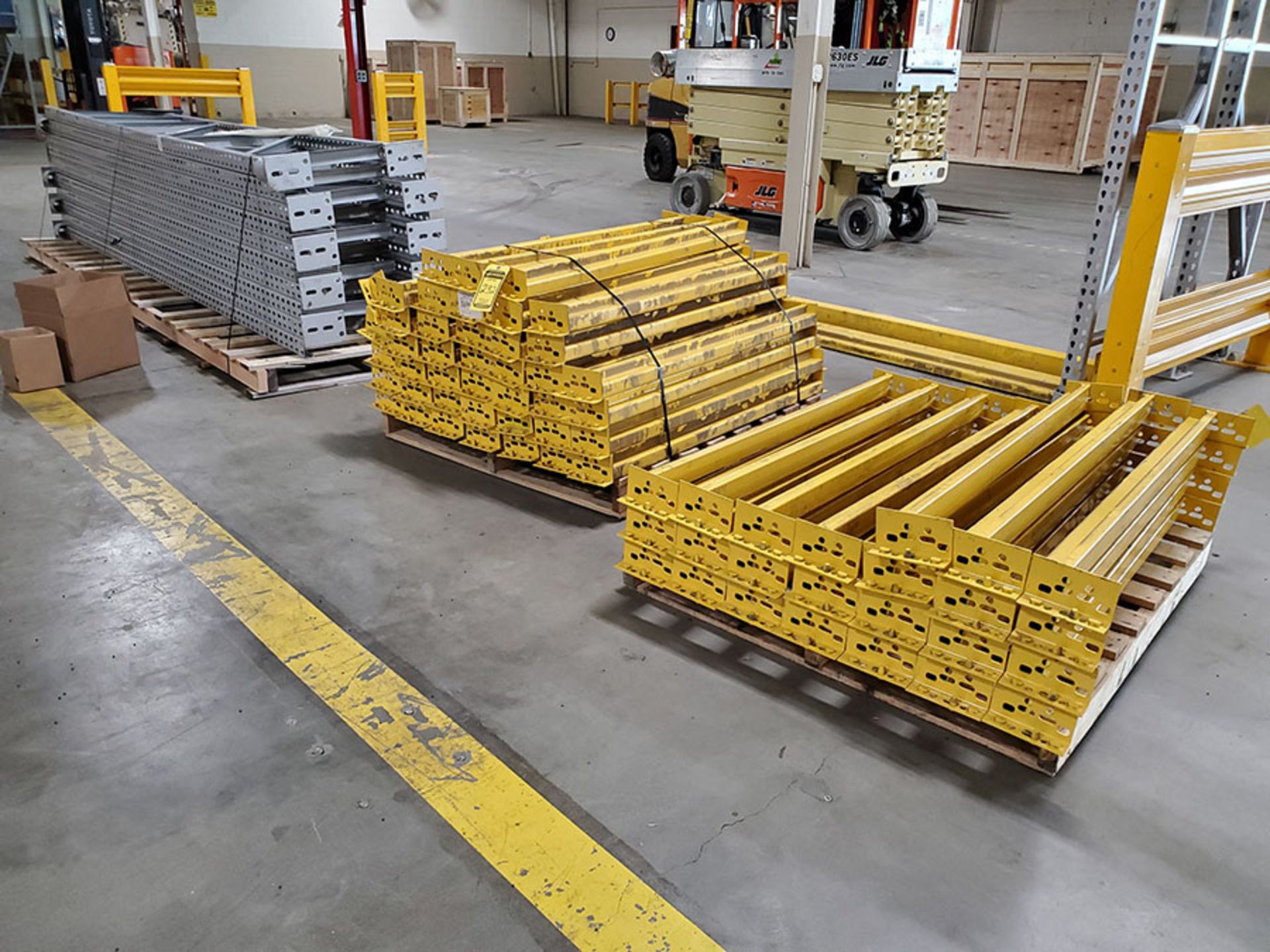 PALLET RACKING ASSEMBLED & ON THE GROUND - (14) SECTIONS TEAR DROP PALLET RACKING, 12' UPRIGHTS X - Image 14 of 19