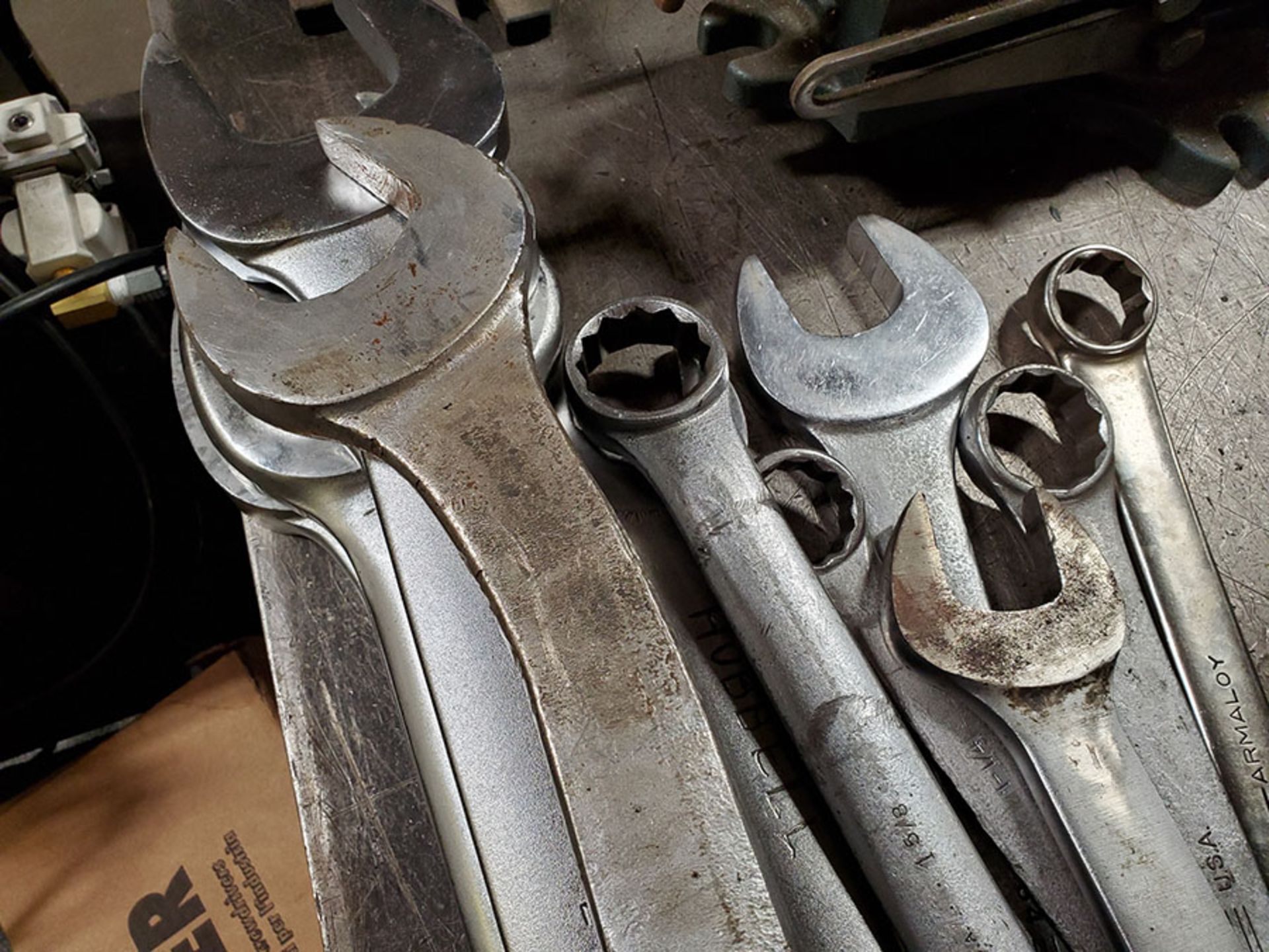 LOT OF ASSORTED COMBINATION WRENCHES - Image 4 of 6