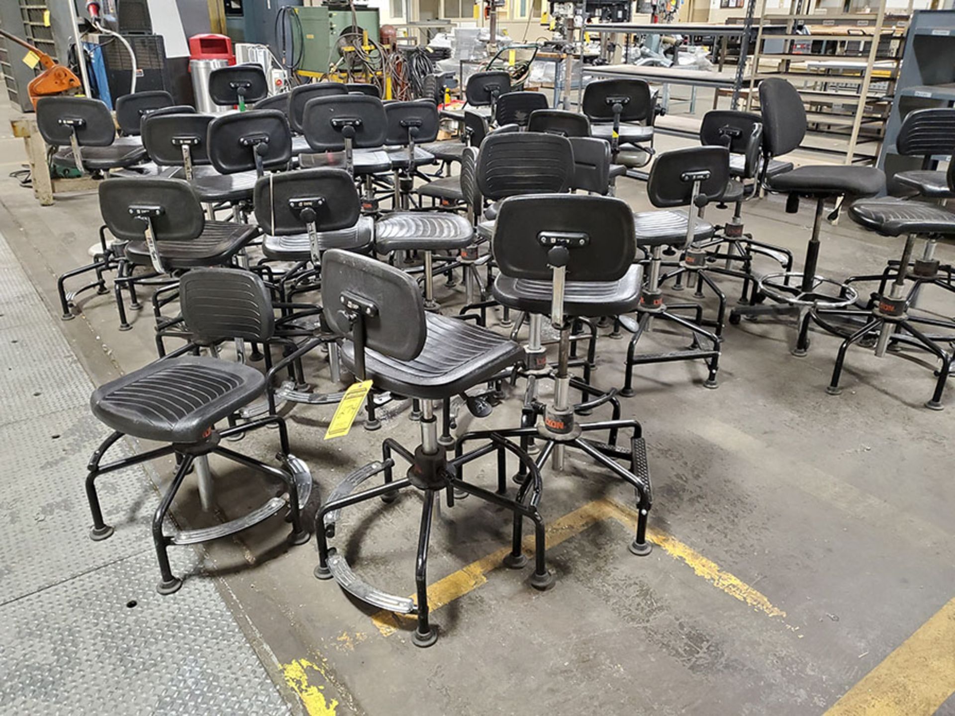 LOT OF ASSORTED CHAIRS