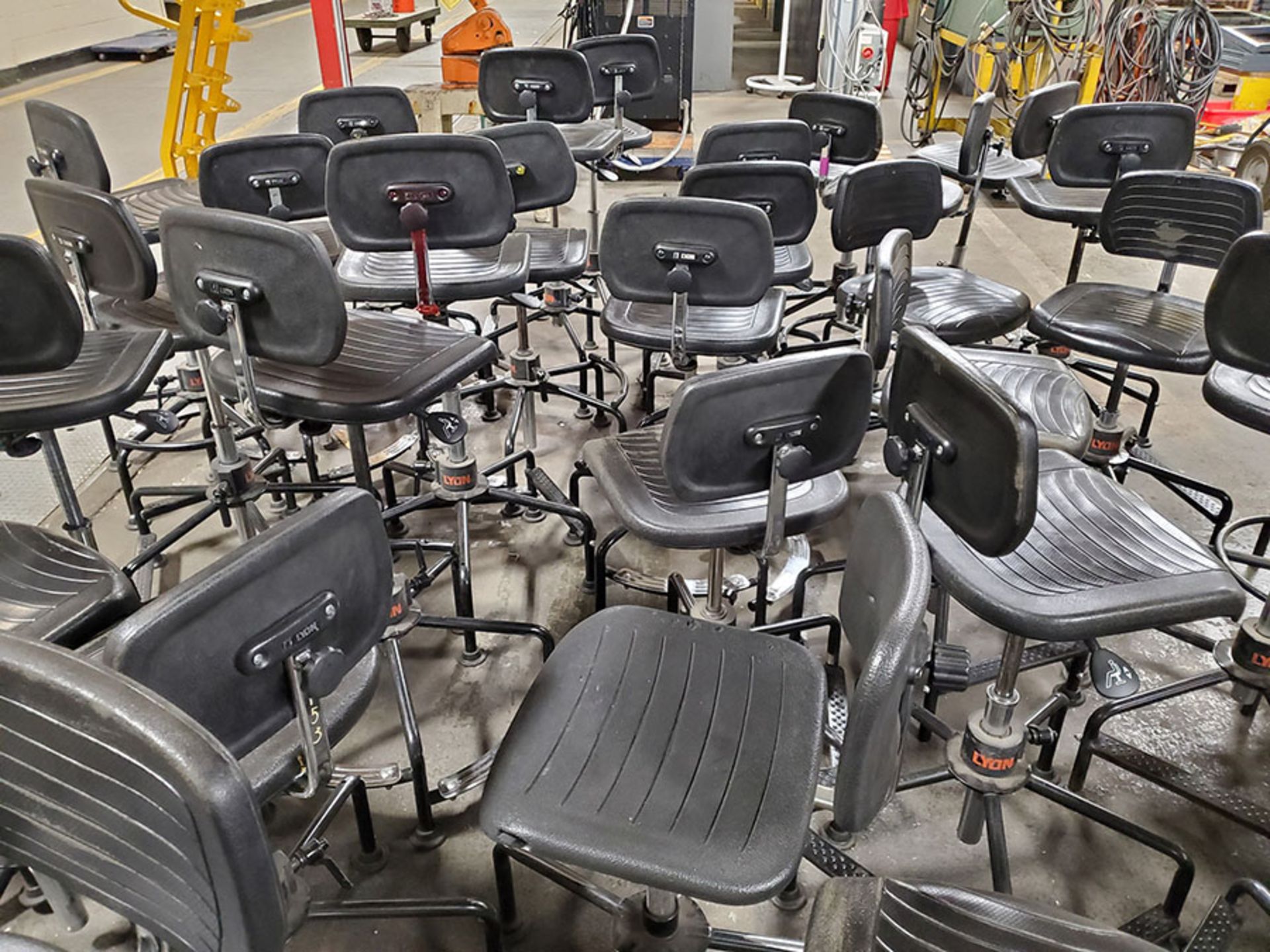 LOT OF ASSORTED CHAIRS - Image 4 of 4