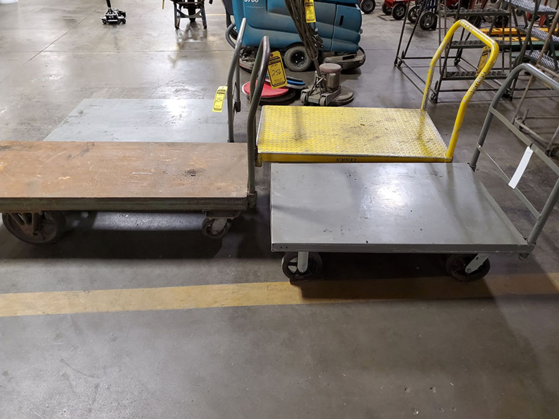 LOT OF (4) MATERIAL CARTS