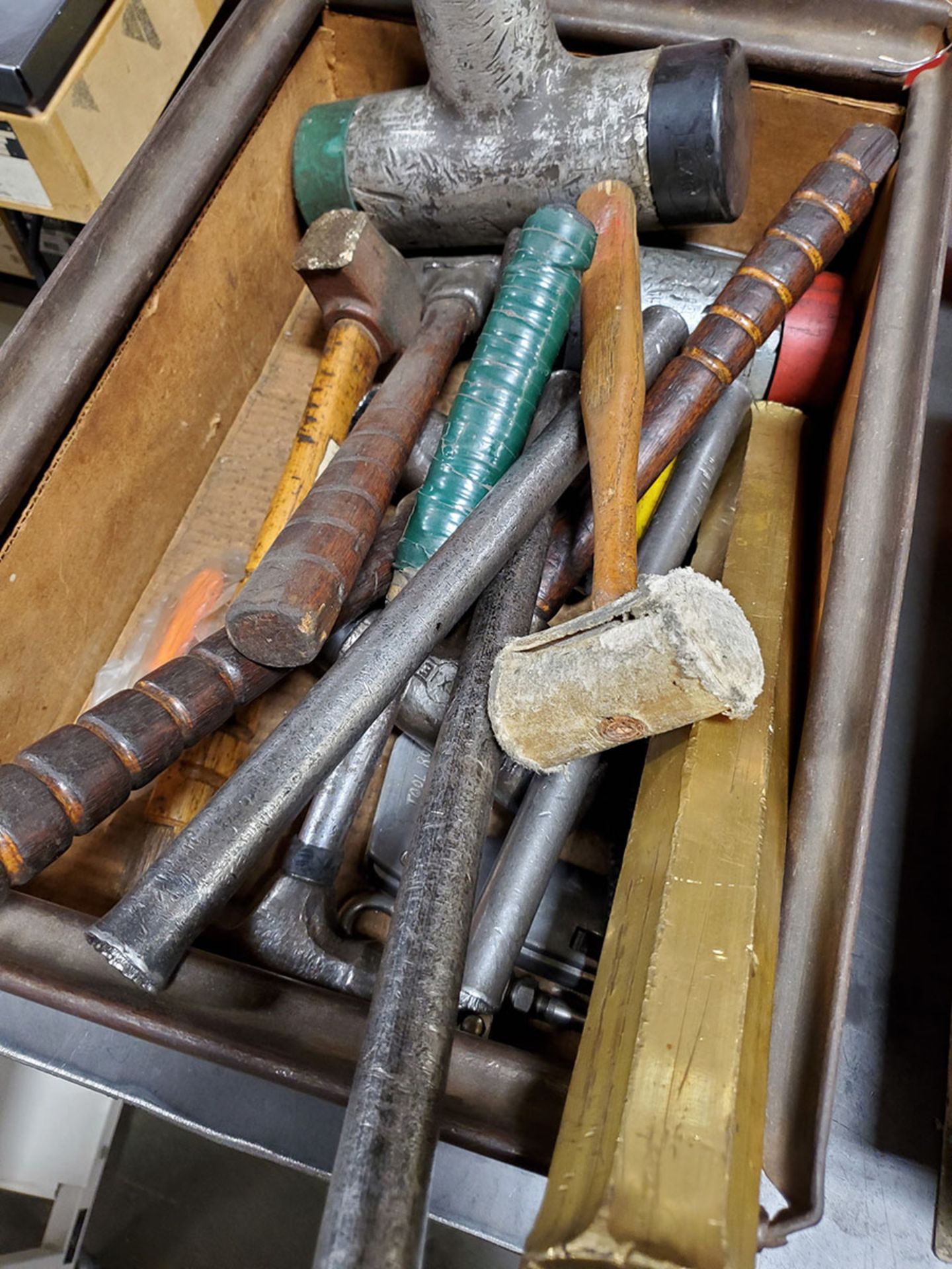 LOT OF ASSORTED MALLETS, HAMMERS, AND ANVIL - Image 4 of 8