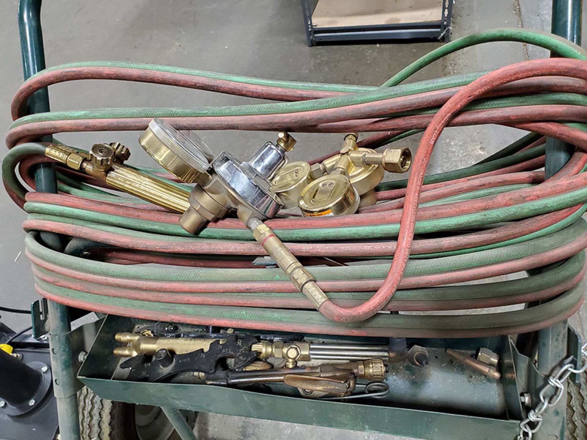 SKID OF ASSORTED WELDING SUPPLIES; WIRE, GLOVES, PLUG, BLANKET TIPS, ACETYLENE 2-CYLINDER CART - Image 10 of 14