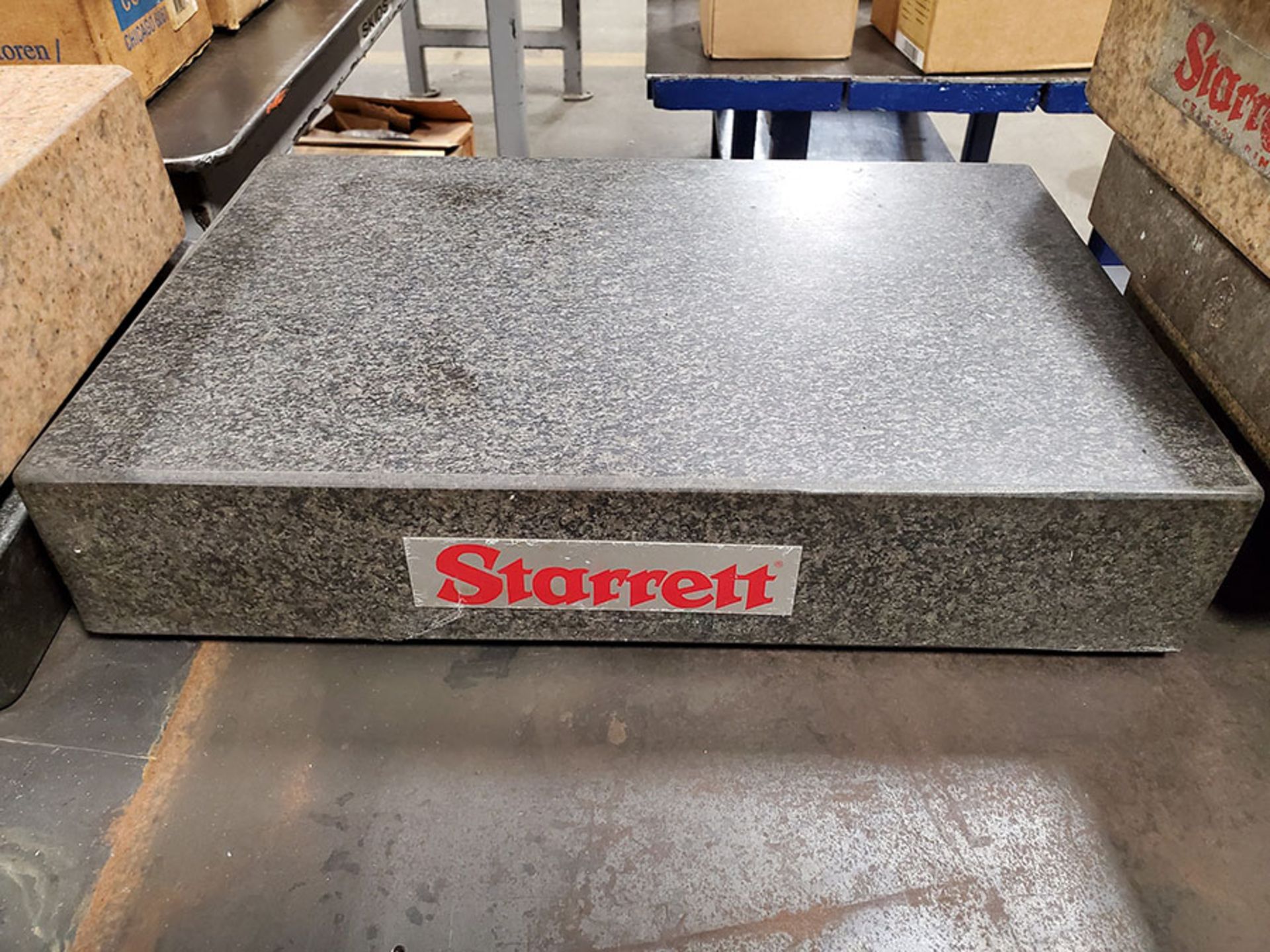 LOT OF ASSORTED GRANITE SURFACE PLATES ON STEEL WORKTABLE - Image 6 of 9