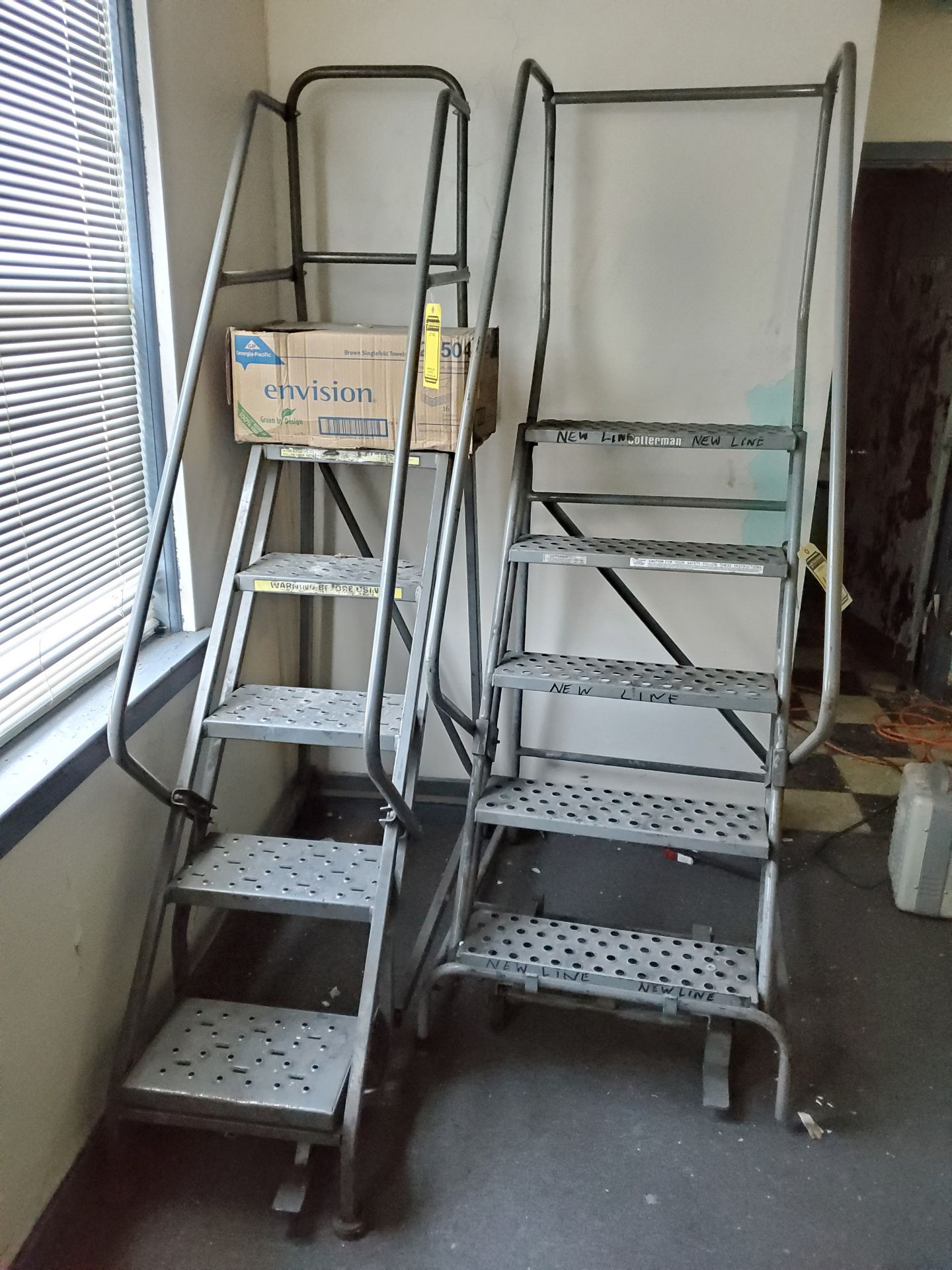 (2) SETS OF STOCKROOM STAIRS, 50'' WORK HEIGHT - Image 4 of 4