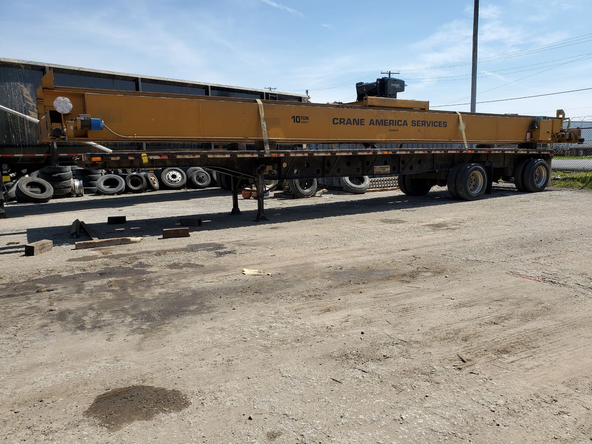 (1995) TRANSCRAFT TL-2000 SUPER BEAM 45' FLATBED COMBO TRAILER, MODEL TL2000W245X102, 80,000 LB. - Image 2 of 10