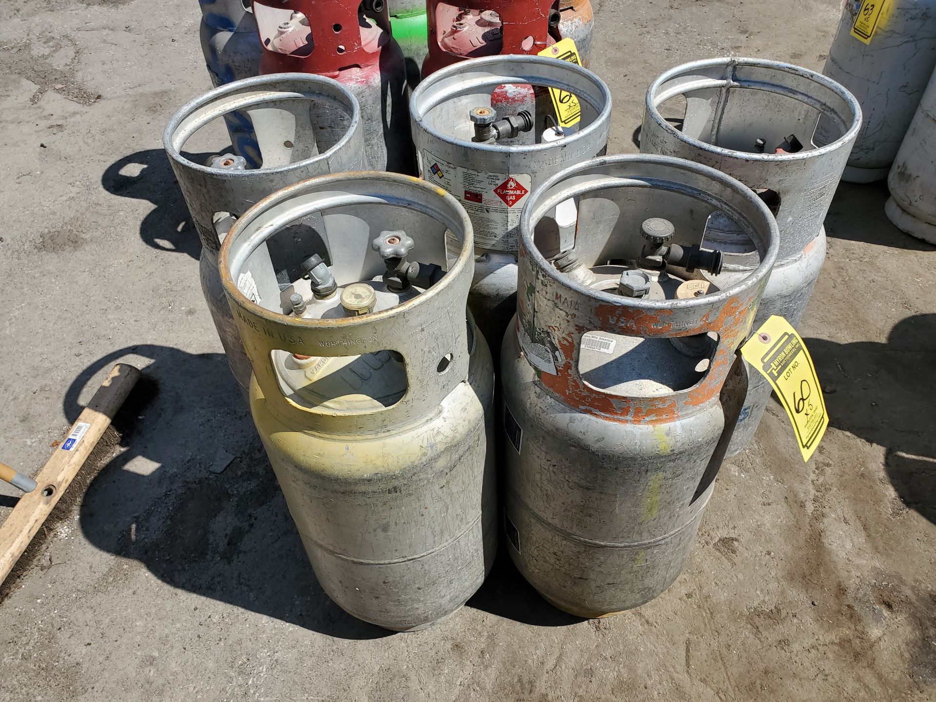 (5) 33# FORKLIFT PROPANE TANKS - Image 2 of 4