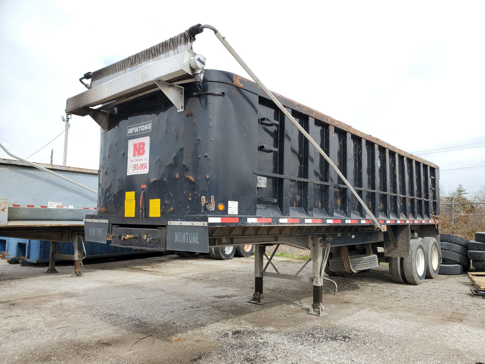 (2007) MONTONE DUMP TRAILER, 75,000 GVWR, MODEL SD30606060, VIN 1M9SD302076567143 - Image 10 of 13