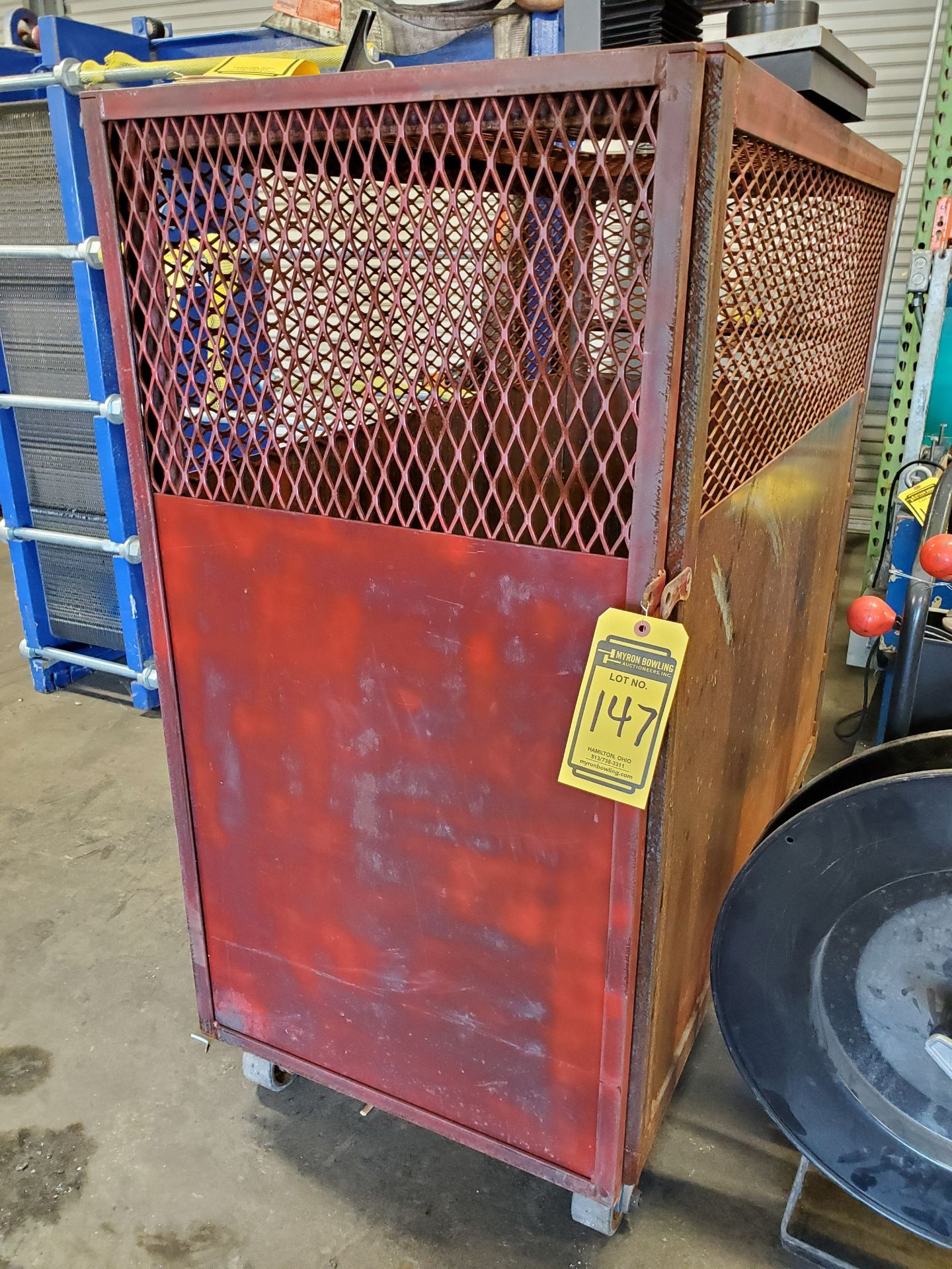 PORTABLE LOCKING CAGE & STEEL CART W/ STEEL WHEELS