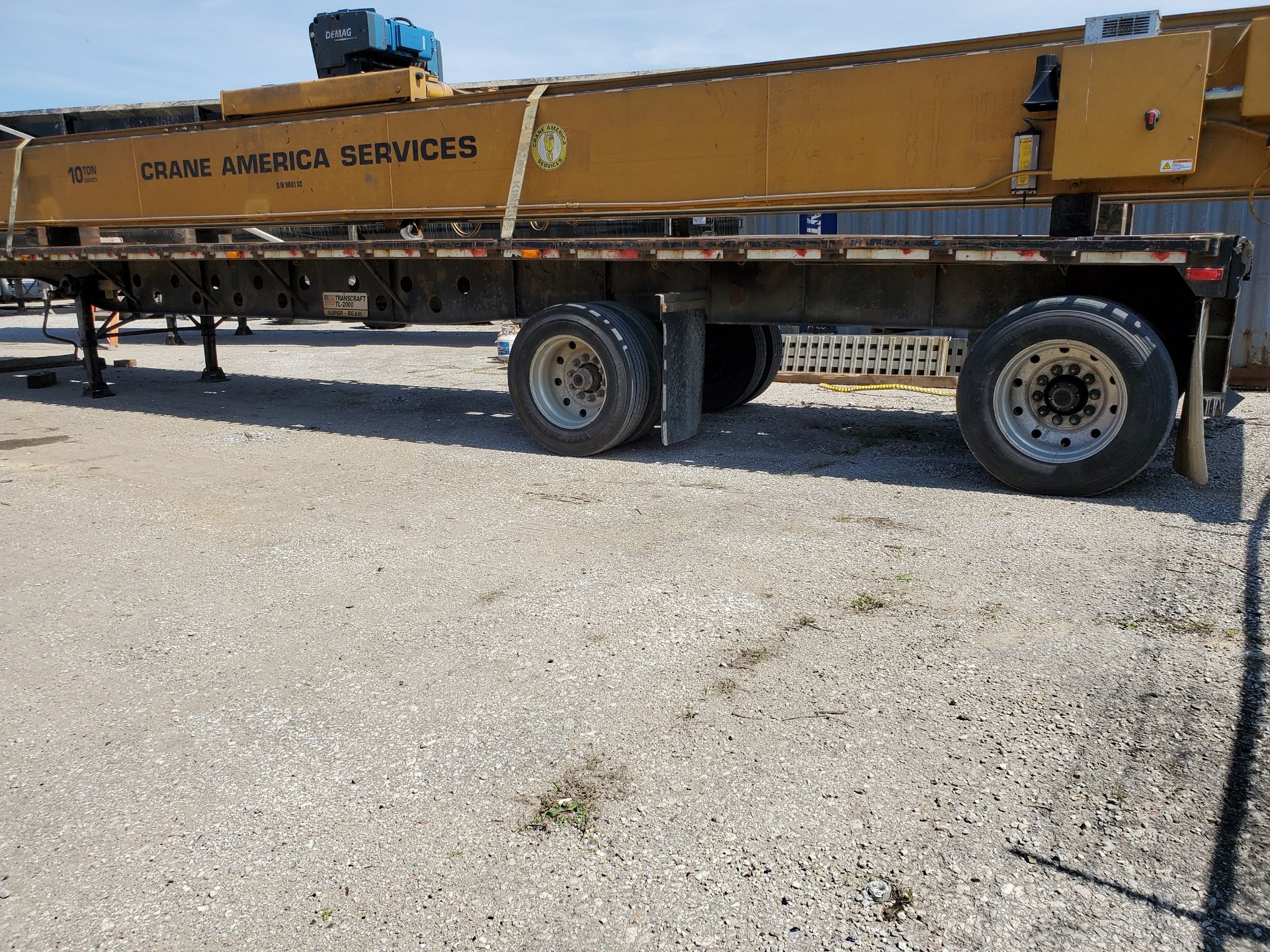 (1995) TRANSCRAFT TL-2000 SUPER BEAM 45' FLATBED COMBO TRAILER, MODEL TL2000W245X102, 80,000 LB. - Image 3 of 10