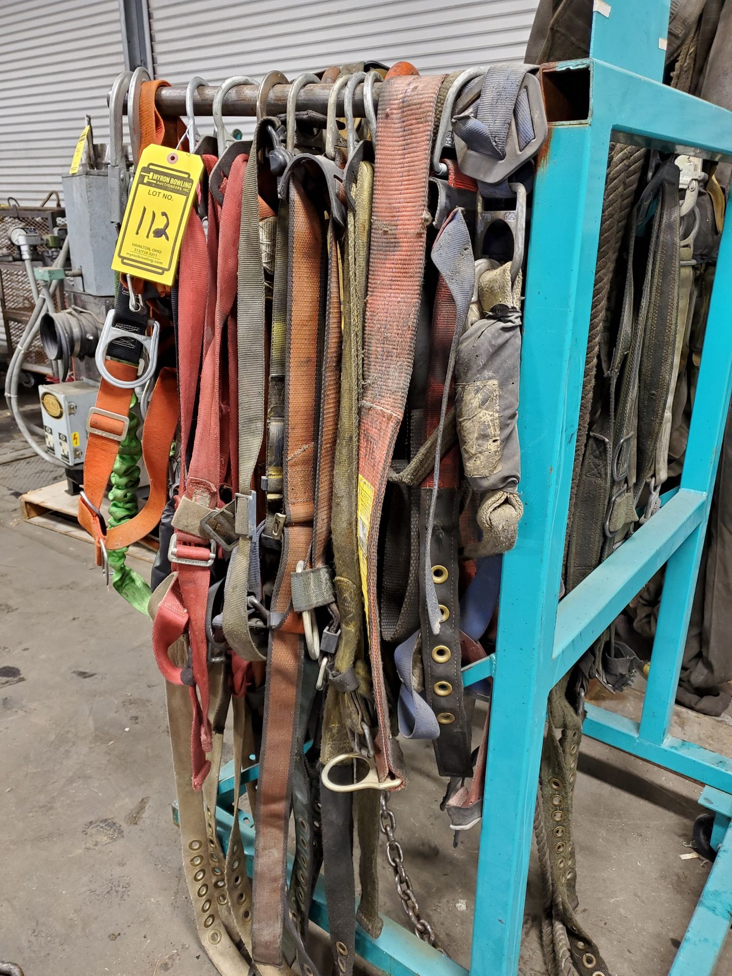 ASSORTED SAFETY HARNESSES, FALL PROTECTION (RACK NOT INCLUDED) - Image 4 of 5