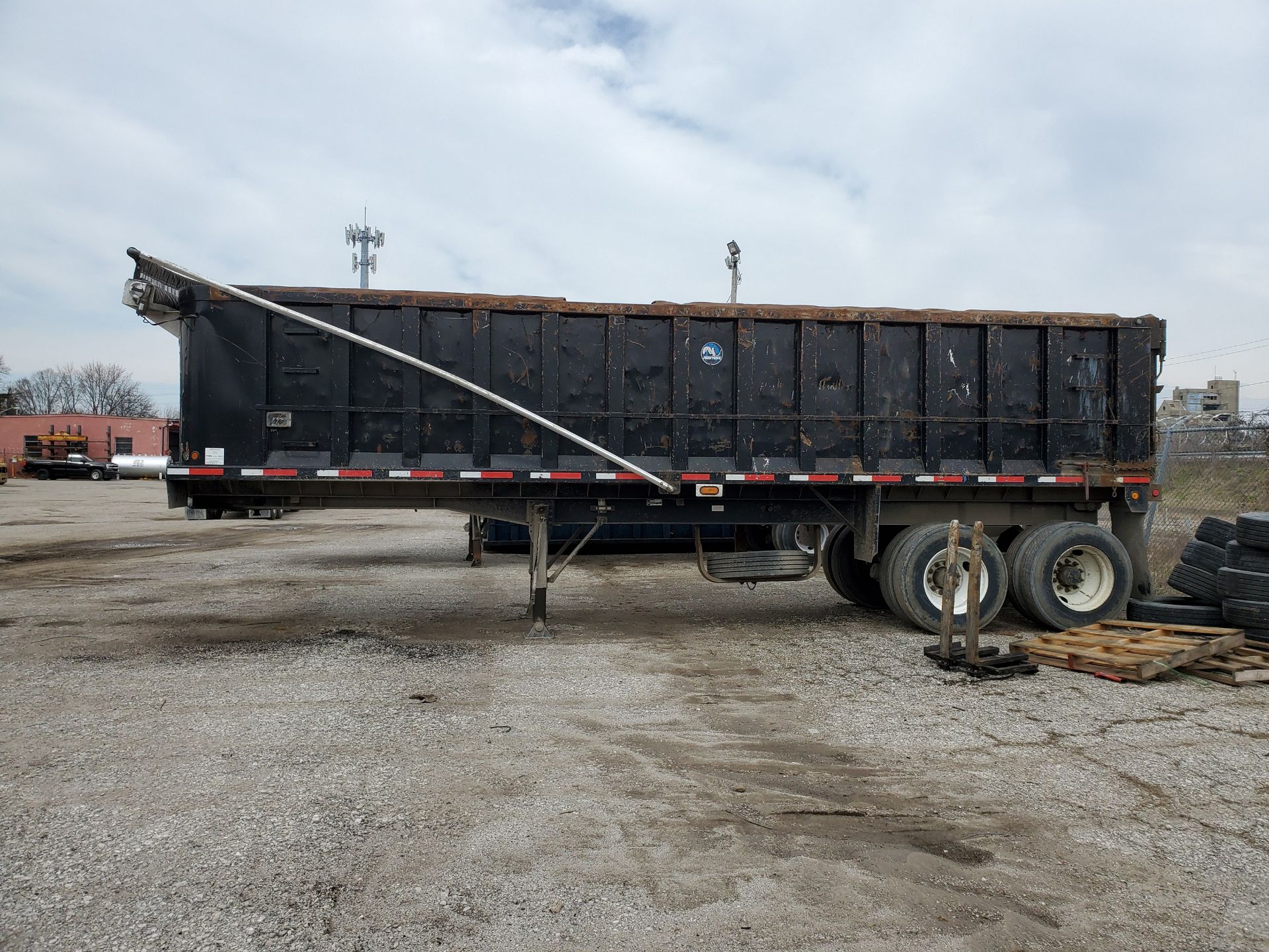 (2007) MONTONE DUMP TRAILER, 75,000 GVWR, MODEL SD30606060, VIN 1M9SD302076567143