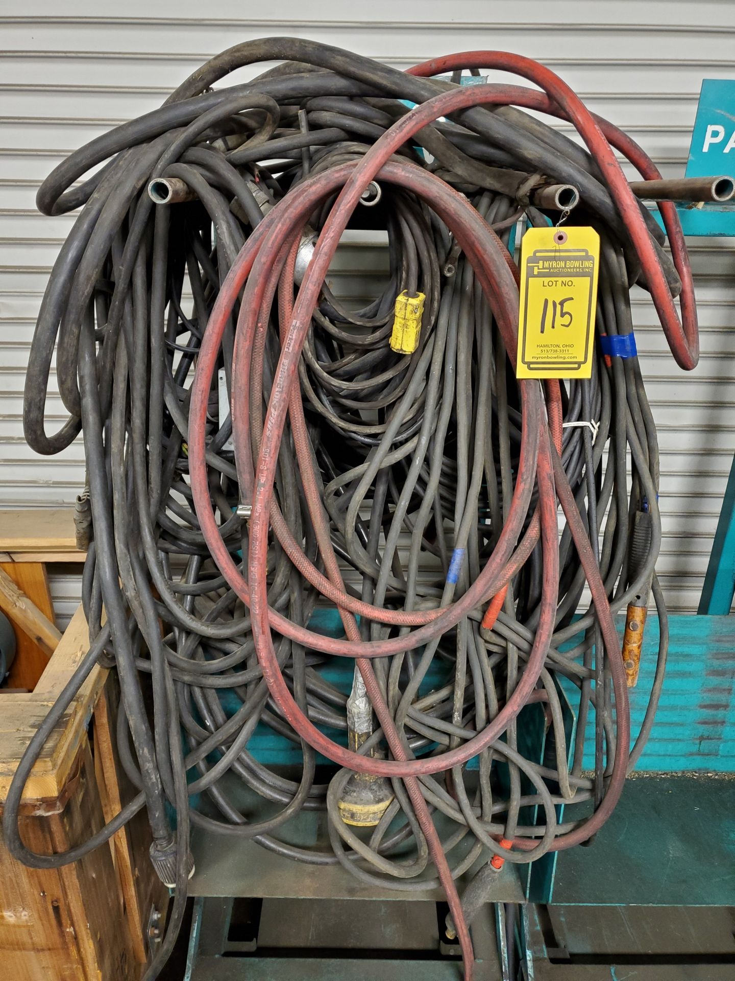 CAGE FULL OF HEAVY ELECTRICAL WIRE - Image 8 of 12