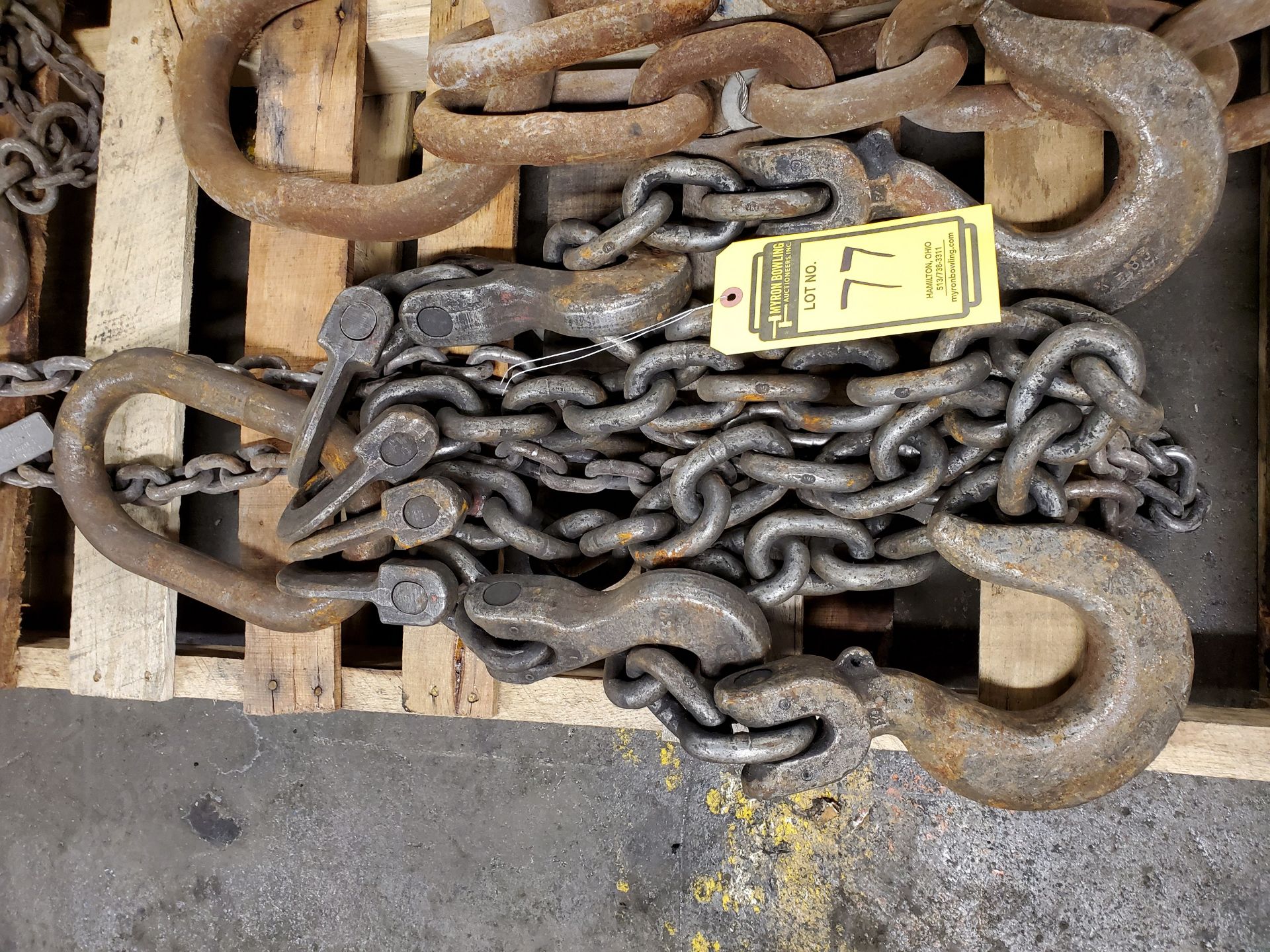 PALLET W/ ASSORTED LIFTING CHAINS 1/4'' - 1'' - Image 2 of 7