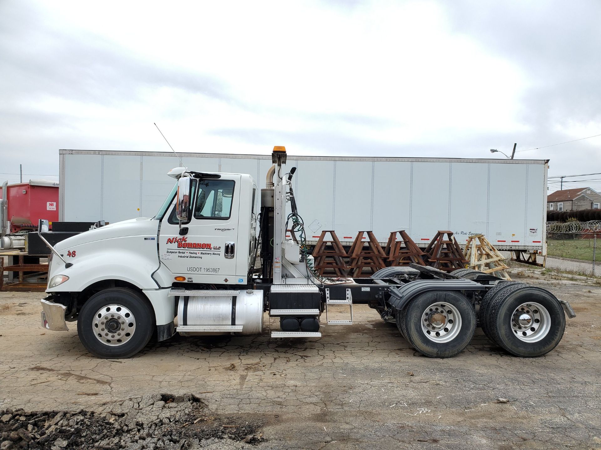 (2012) NAVISTAR INTERNATIONAL TRACTOR SEMI, VIN 1HSDJSJROCJ114576, EATON 13-SPEED TRANS., DUAL AXLE, - Image 15 of 22