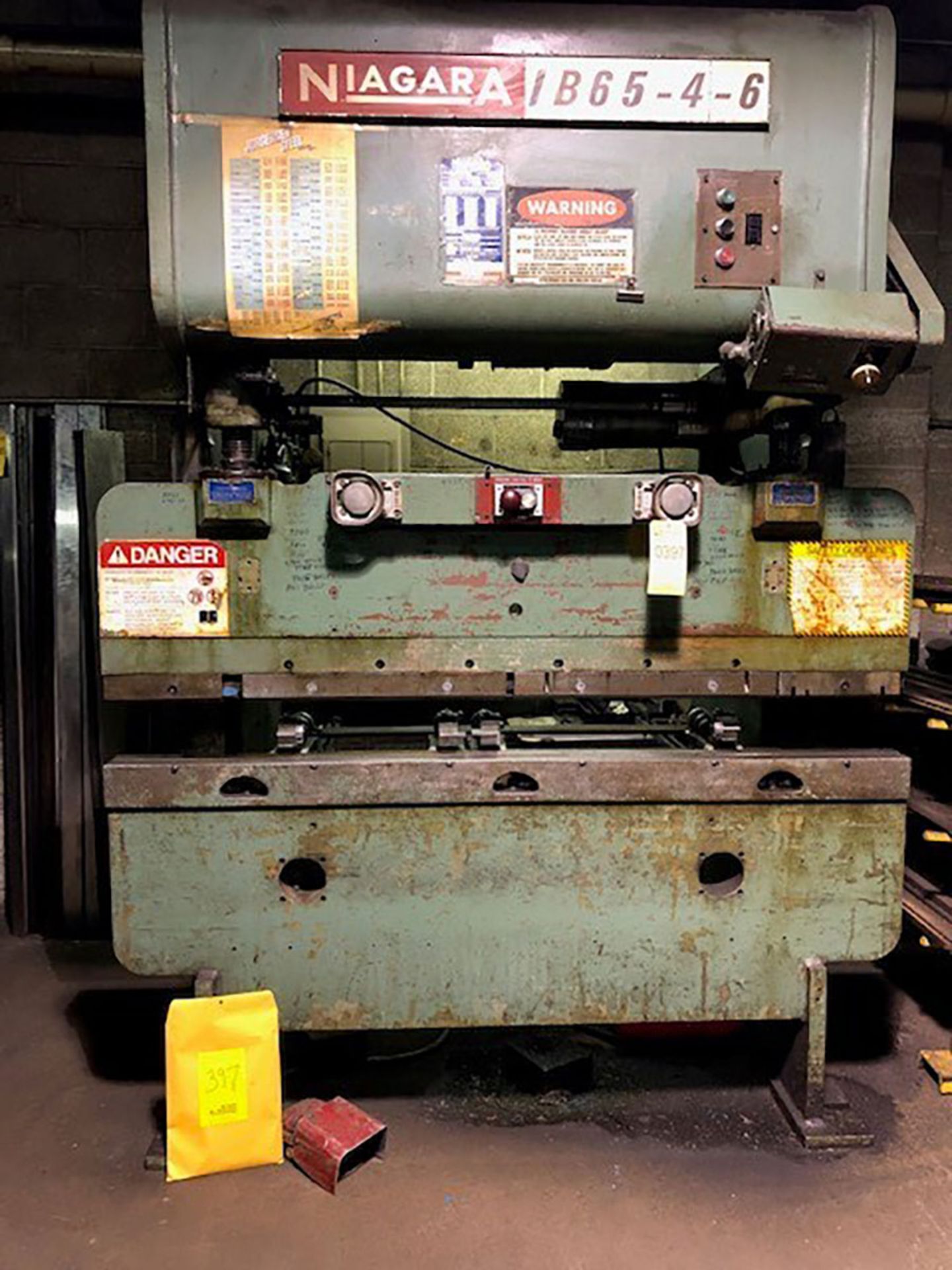 NIAGARA PRESS BRAKE; MODEL 1B-65-4-6, S/N 45658, 65 TON X 6''