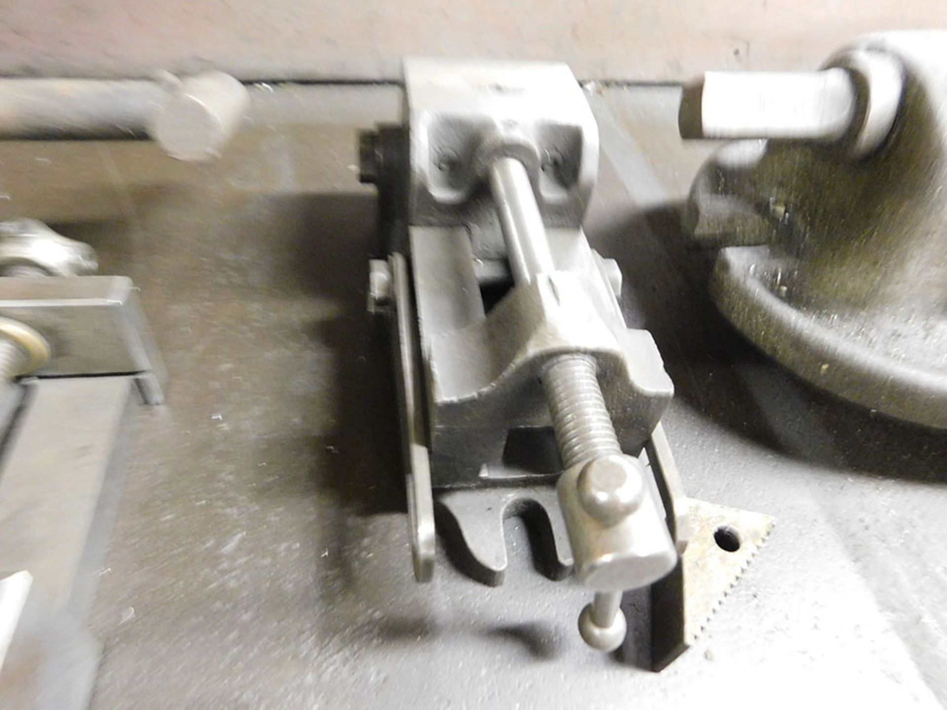 MACHINE VISE