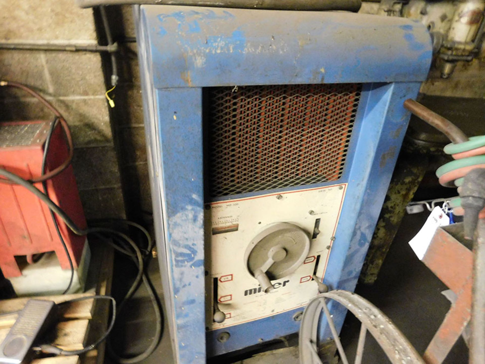 MILLER AC/DC ARC WELDER; MODEL MD-330, S/N 70-551109, 230/460 VOLT, 60 CY FREQUENCY