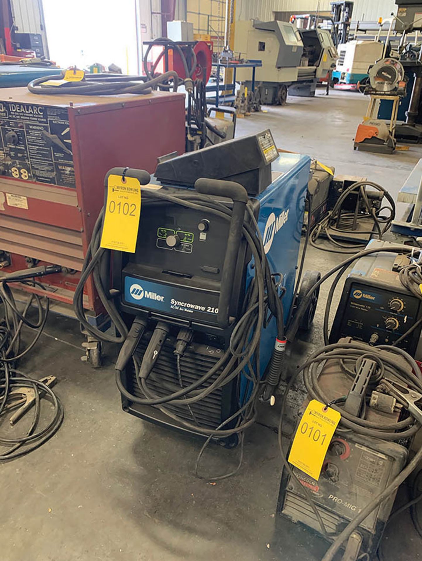 SYNCROWAVE 210 TUG PROCESS WELDER, S/N MD360014J