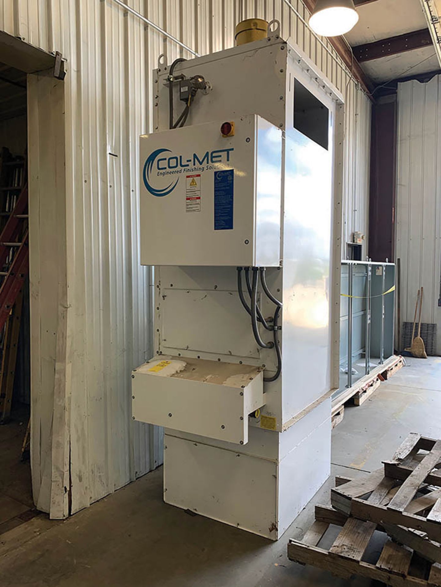 2018 COL-MET PAINT BOOTH - Image 2 of 8