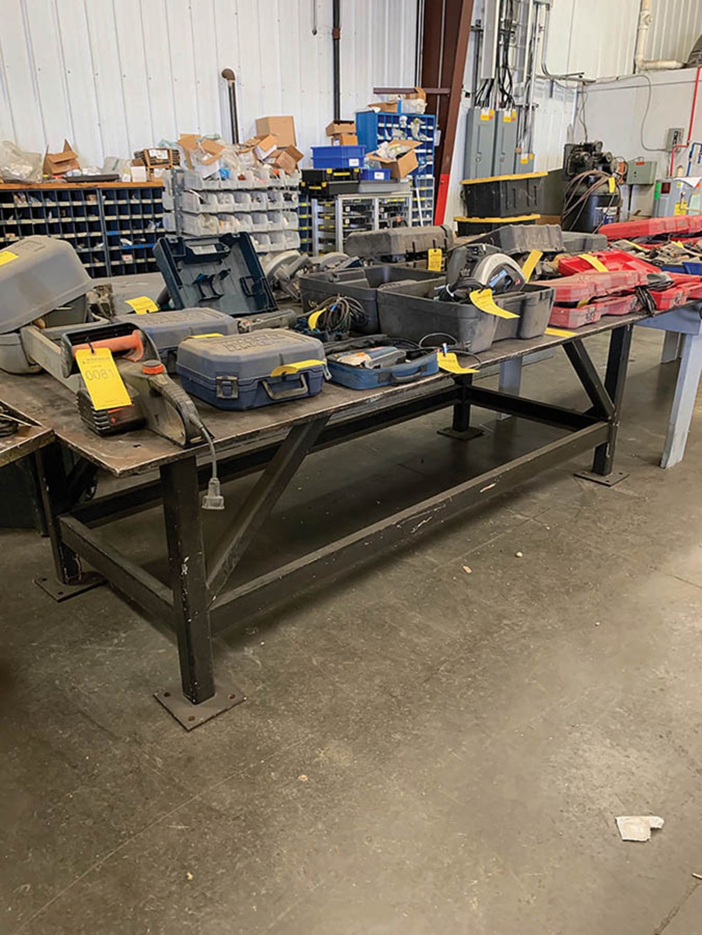 HEAVY-DUTY WELDING TABLE 3' X 5' X 10' X 3/4''